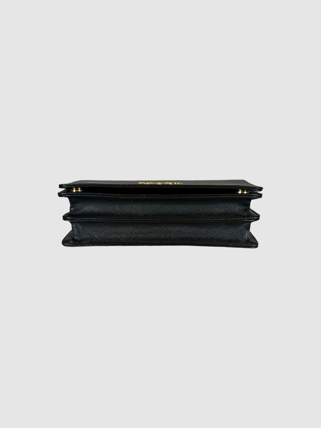 Galleria Saffiano Wallet on Chain