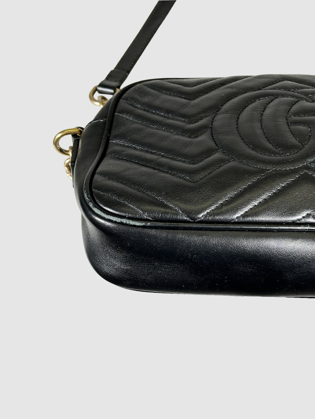 Leather GG Marmont Crossbody Bag