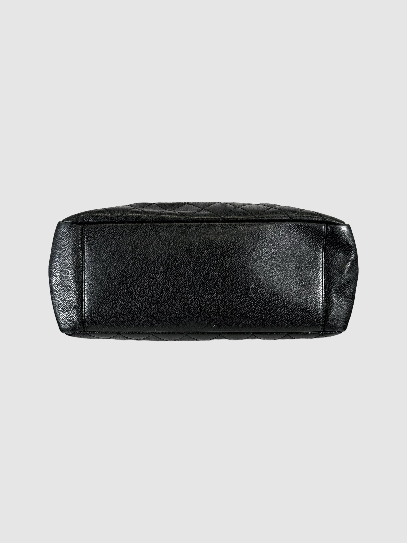 Caviar Quilted Grand Shopping Tote