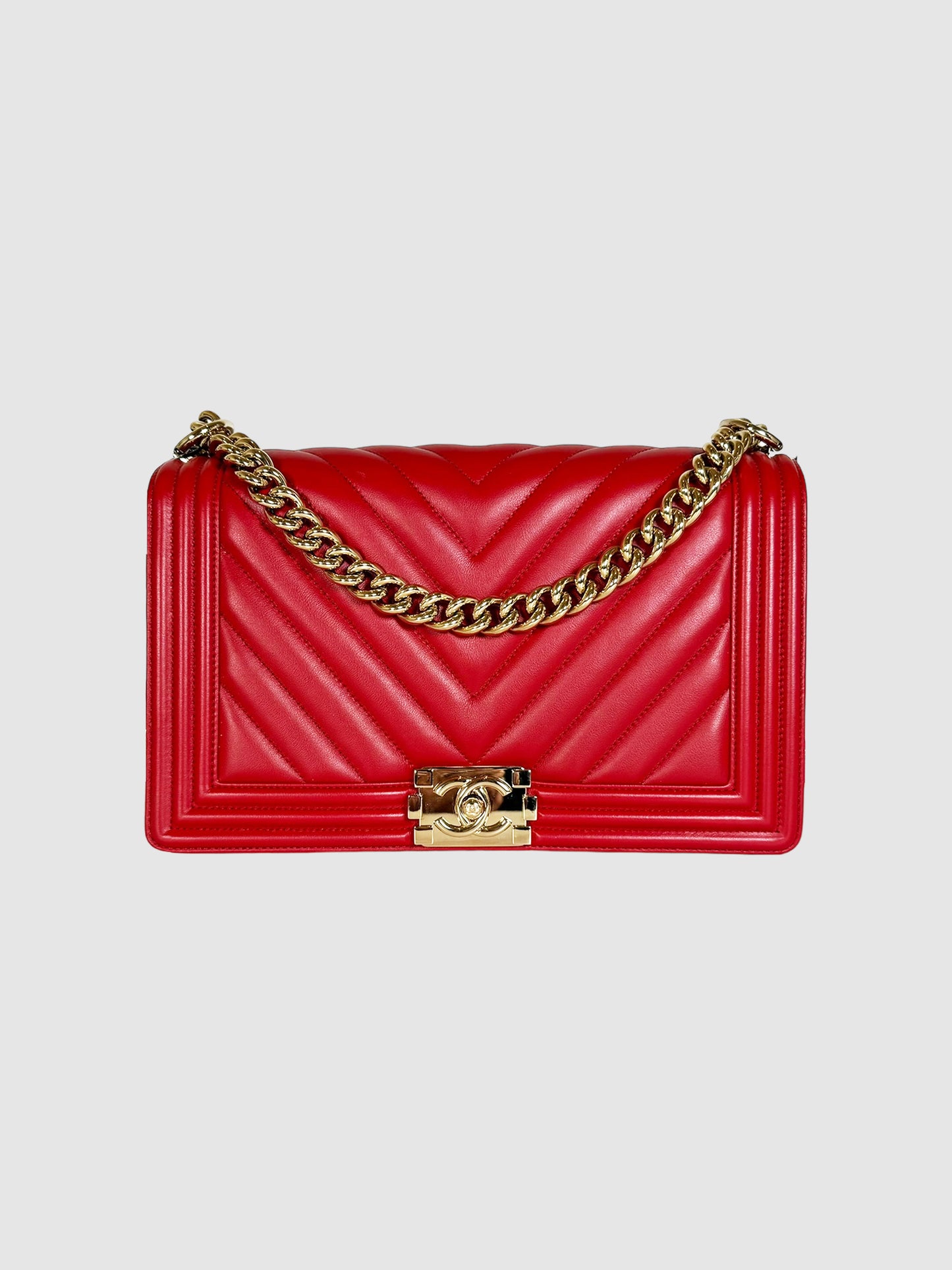 Chanel Chevron Medium Quilted Boy Bag in Red Leather Trendy Valentine Consignor Secondhand
