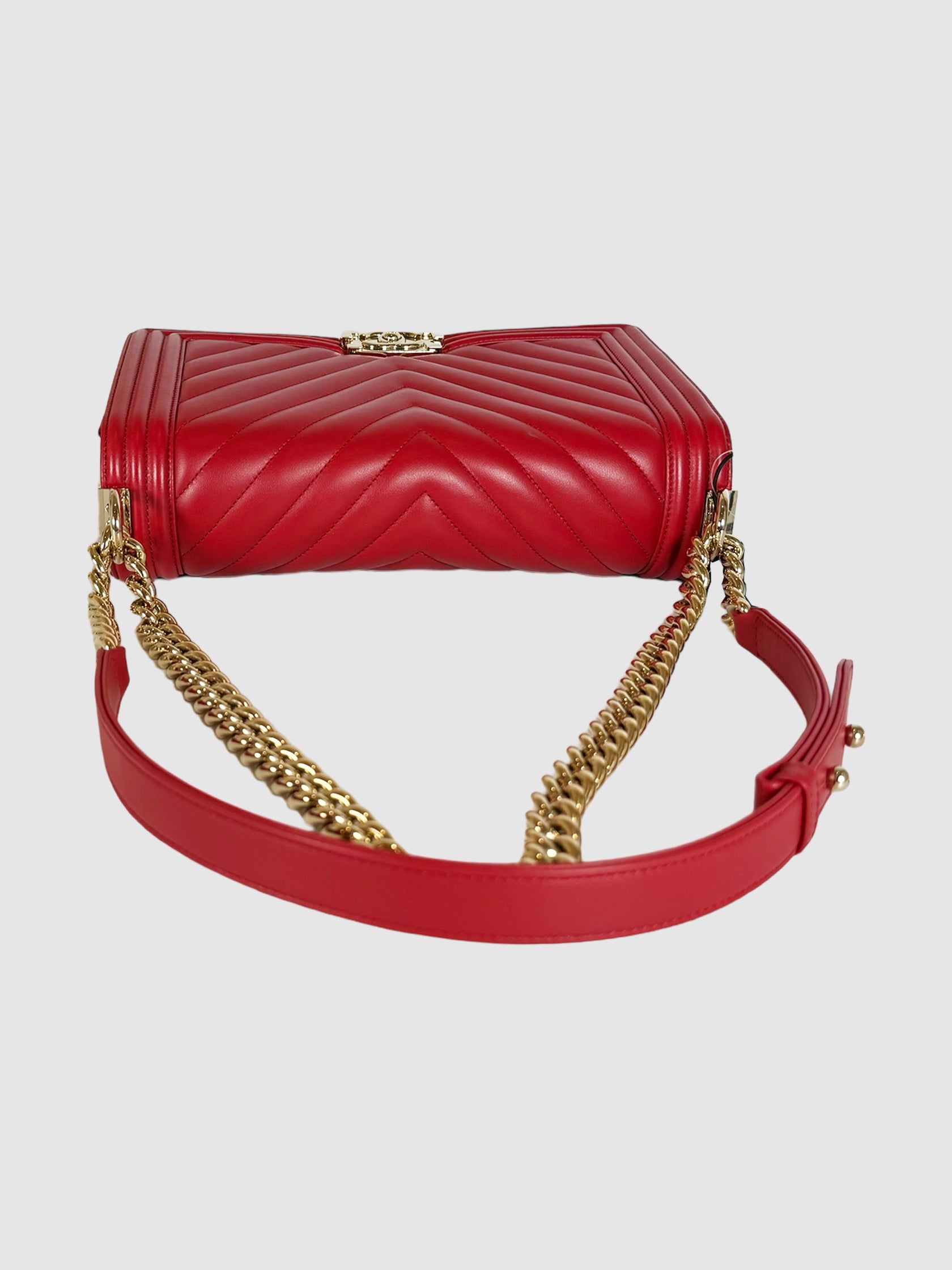 Medium Chevron Quilted Boy Bag