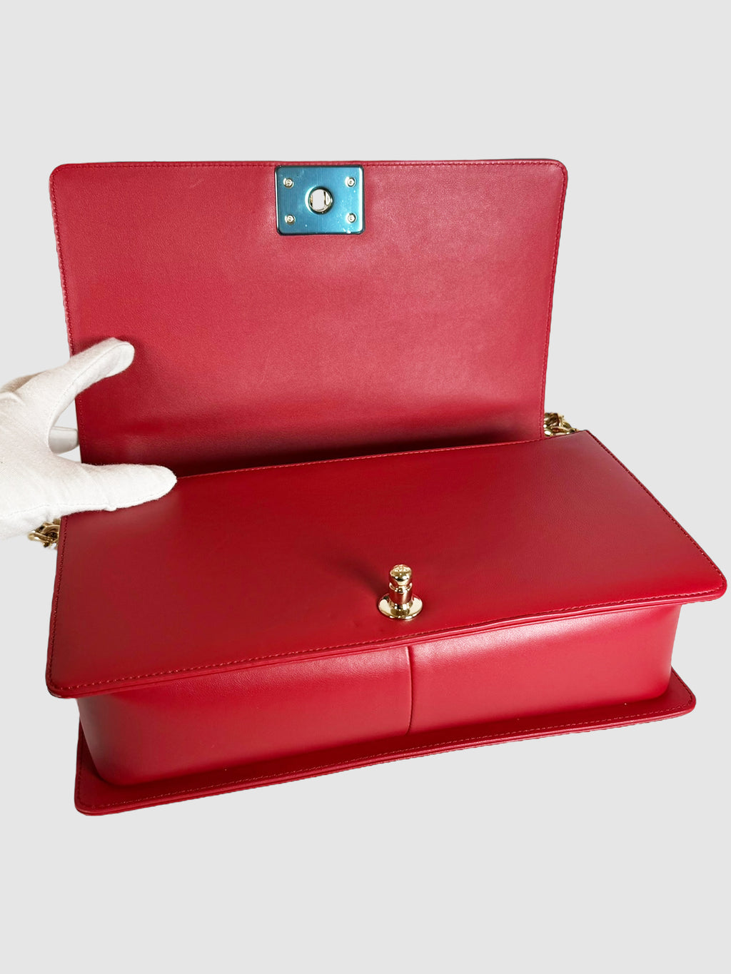 Medium Chevron Quilted Boy Bag