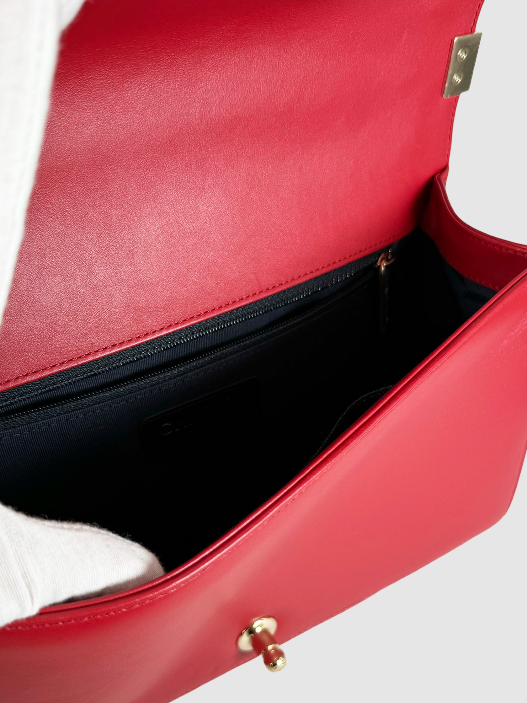 Medium Chevron Quilted Boy Bag