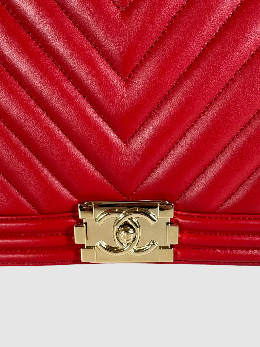 Medium Chevron Quilted Boy Bag