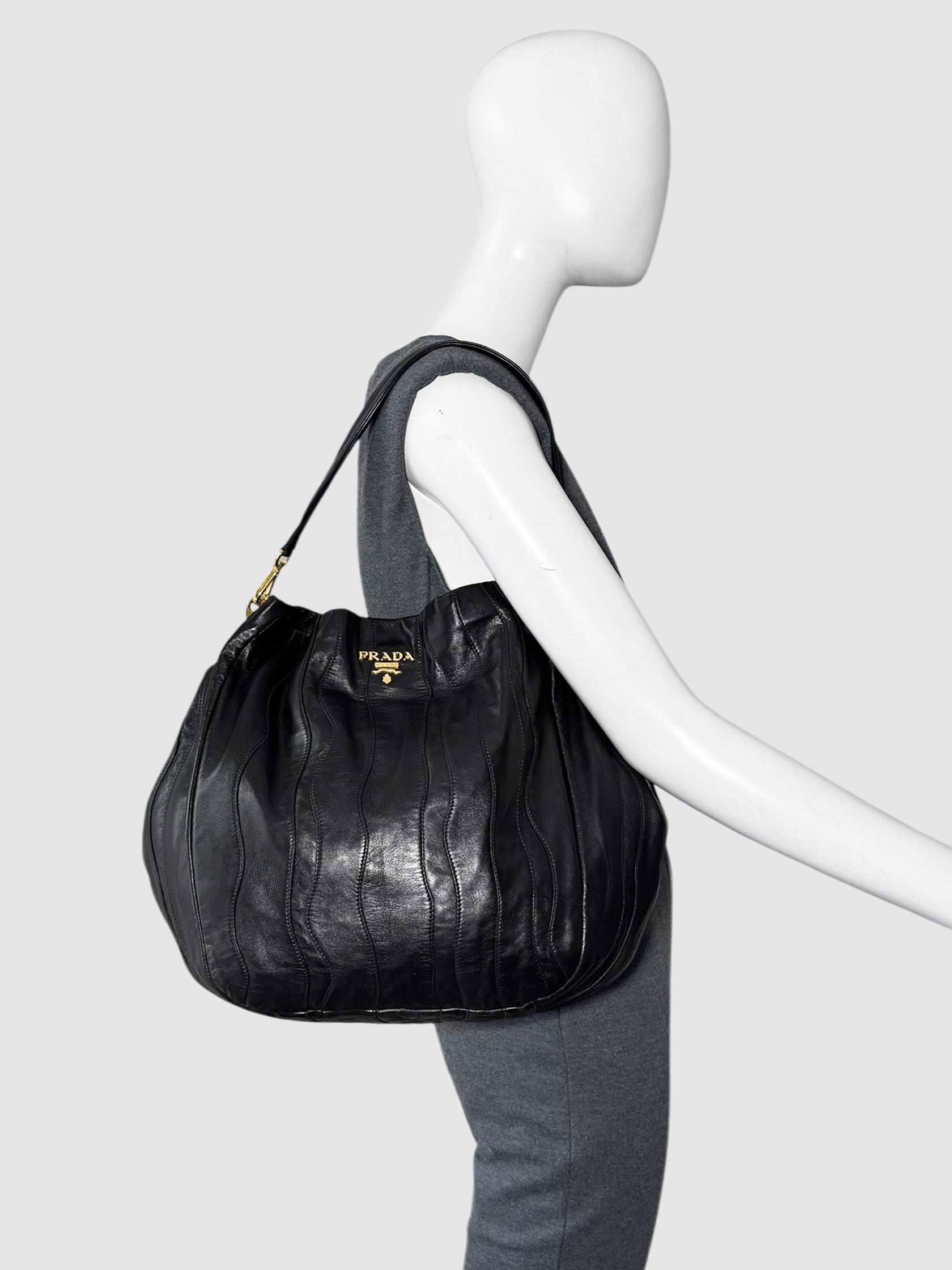 Nappa Waves Shoulder Bag