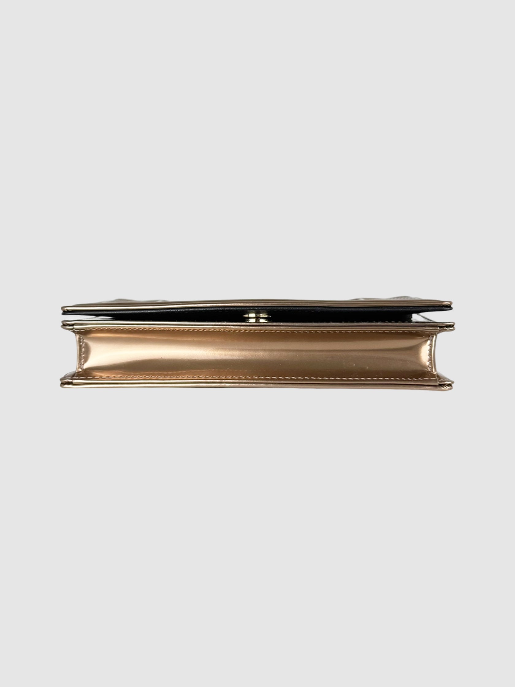 Diorama Wallet on Chain