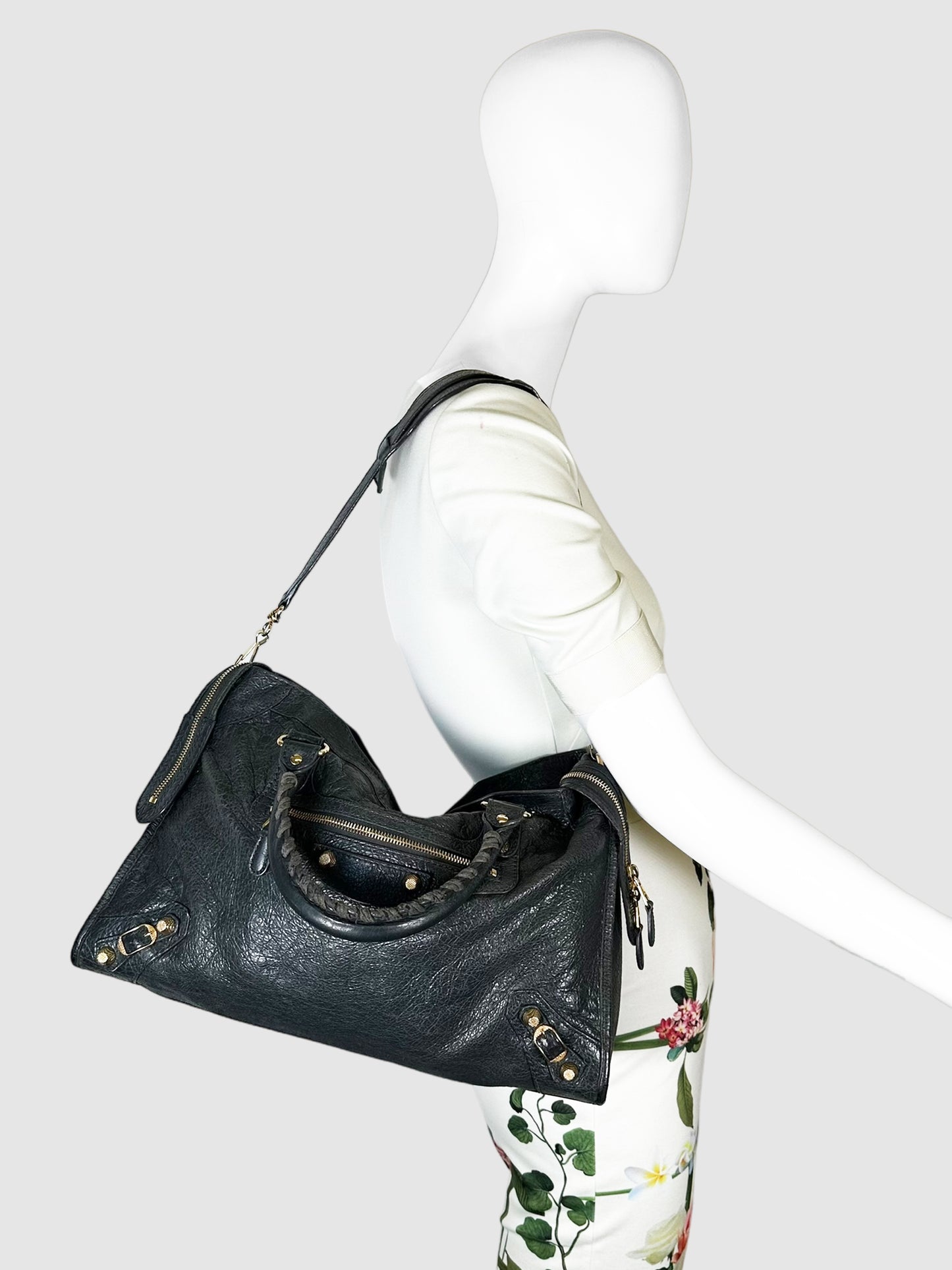 Balenciaga Grey Leather Agneau Motorcycle City Bag Consignment Secondhand Designer Luxury Resale Toronto Trendy