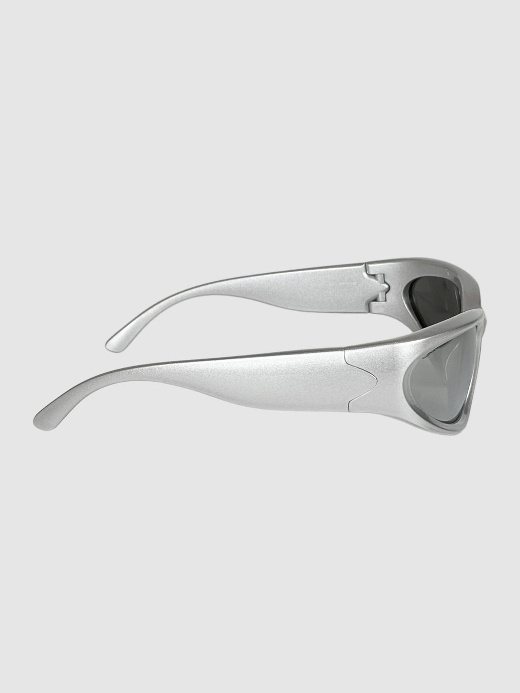 Swift Oval Reflective Sunglasses