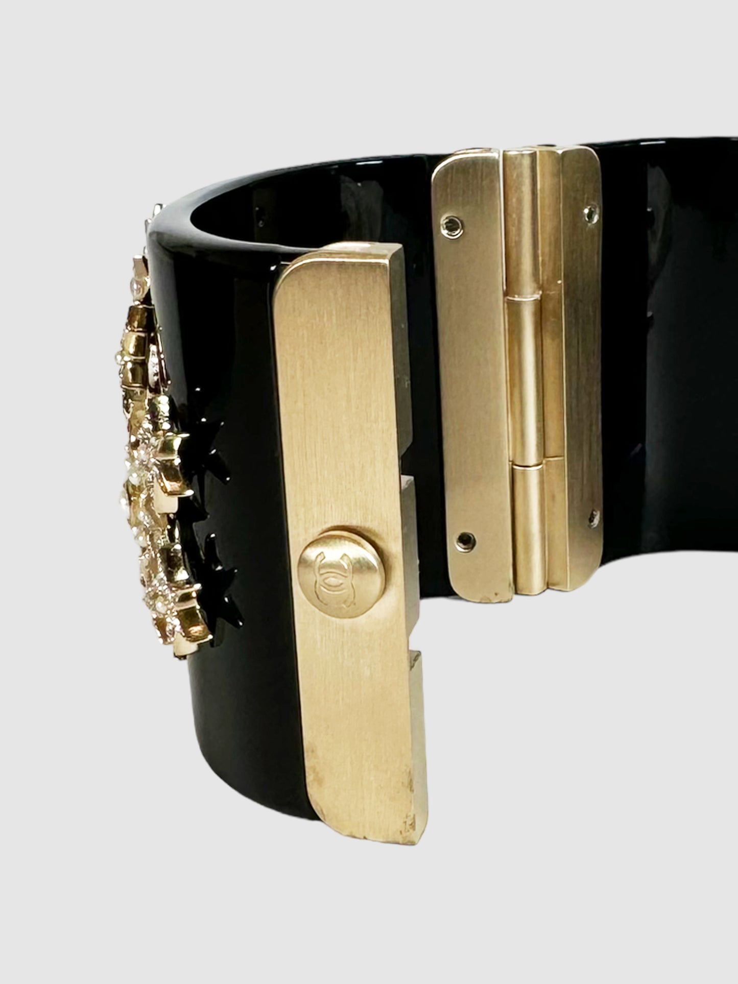 Métiers d'Art Cuff