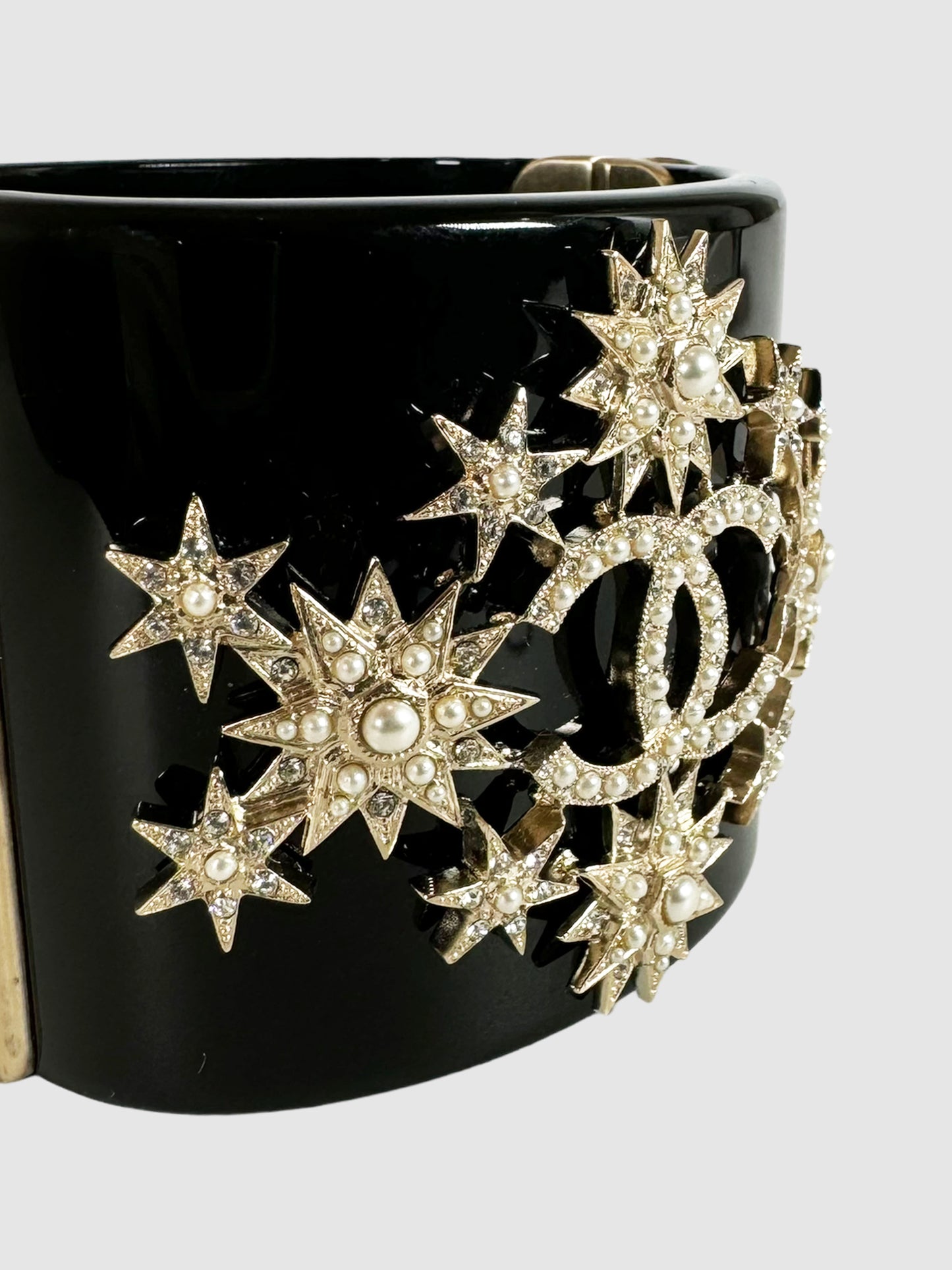 Métiers d'Art Cuff