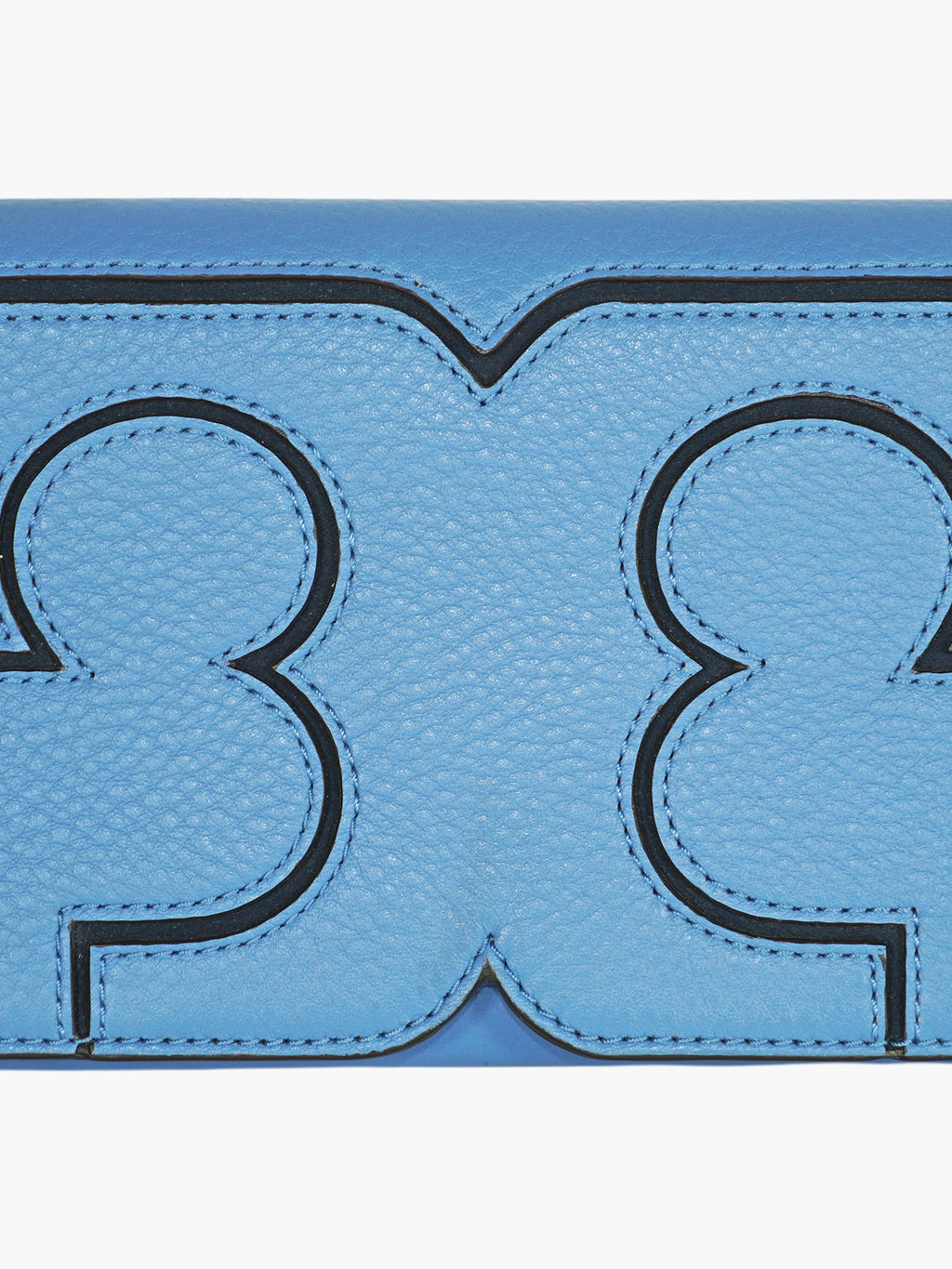 Serif Flap Clutch
