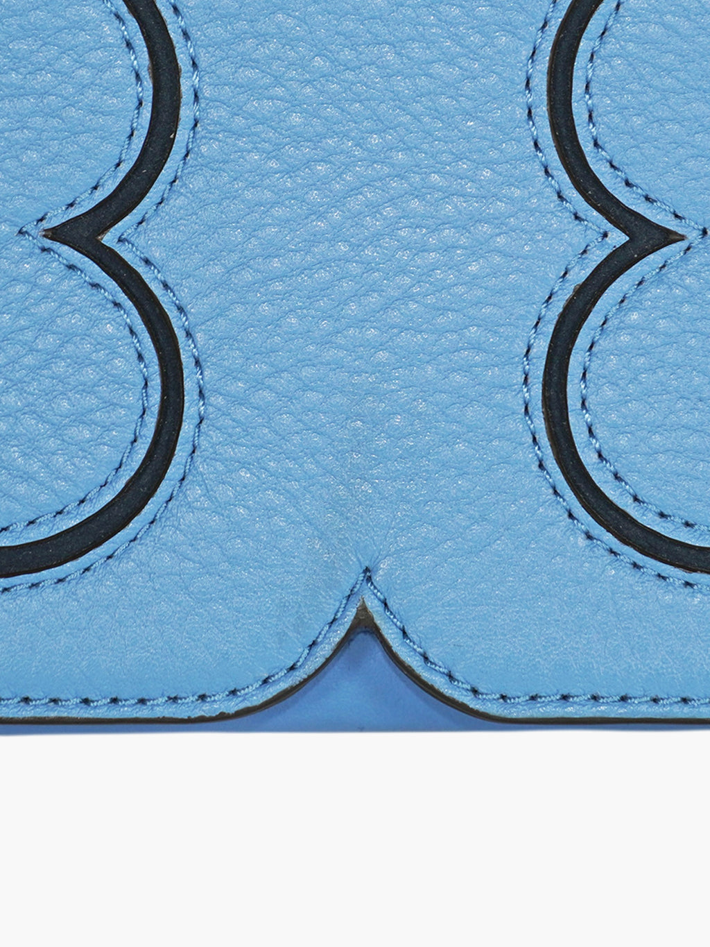 Serif Flap Clutch