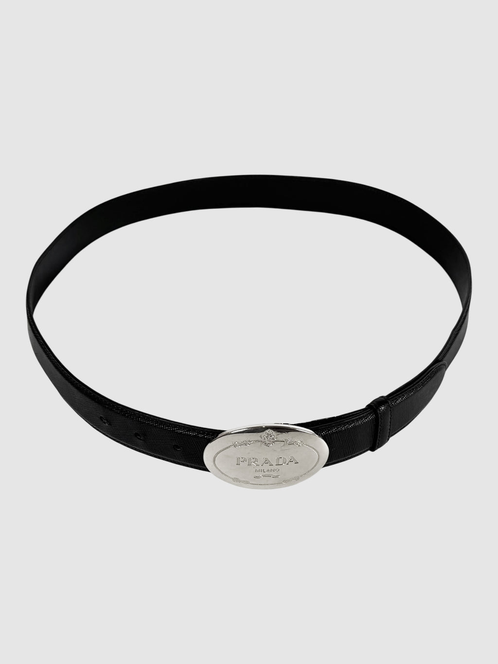 Oval Plaque Leather Belt