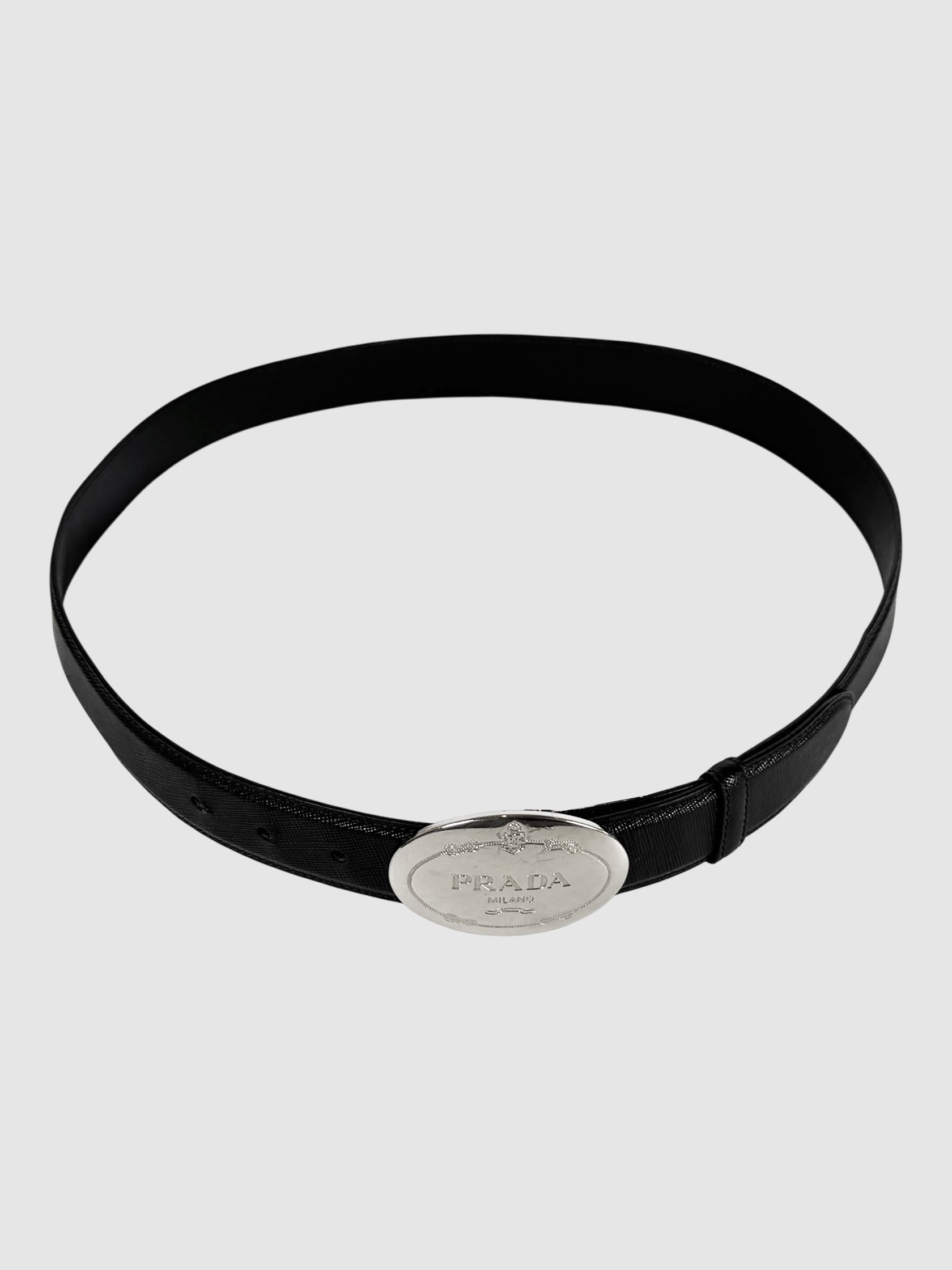 Oval Plaque Leather Belt