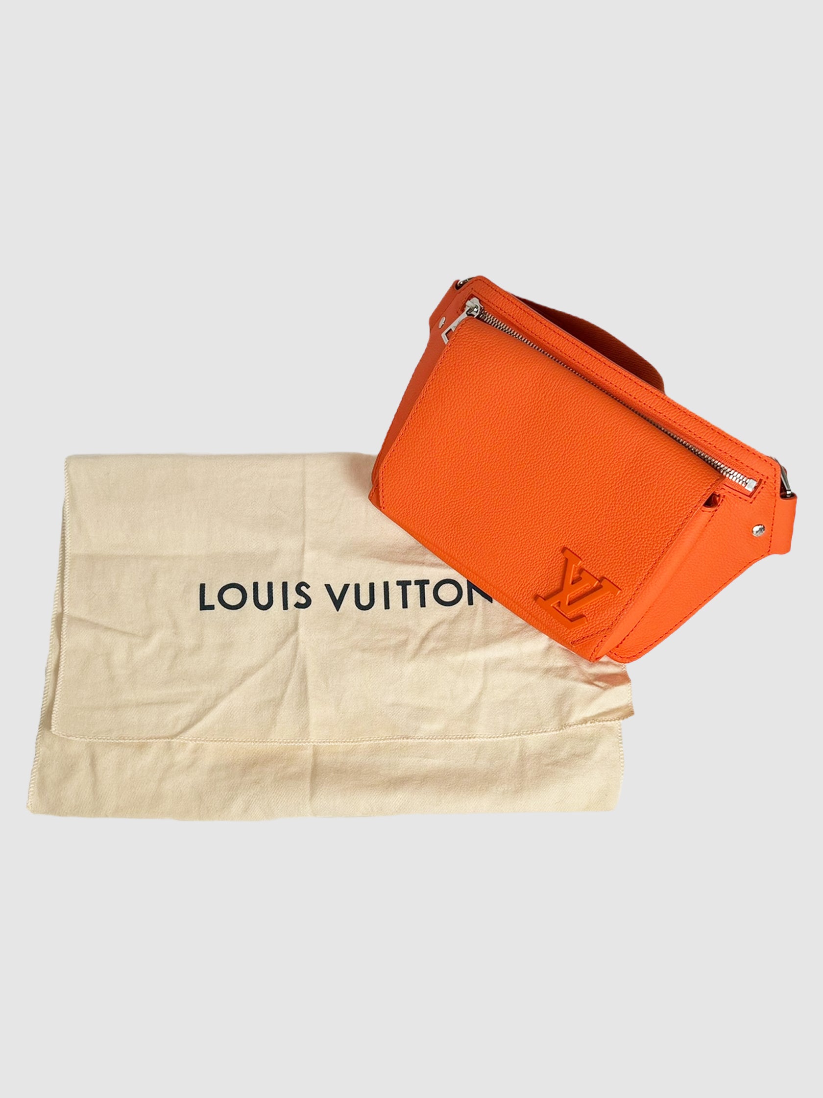 2021 Louis Vuitton Orange Takeoff Sling Aerogram Belt Bag Designer Resale Bum Bag Fanny Pack Toronto Canada Trendy Summer Outfit Festival