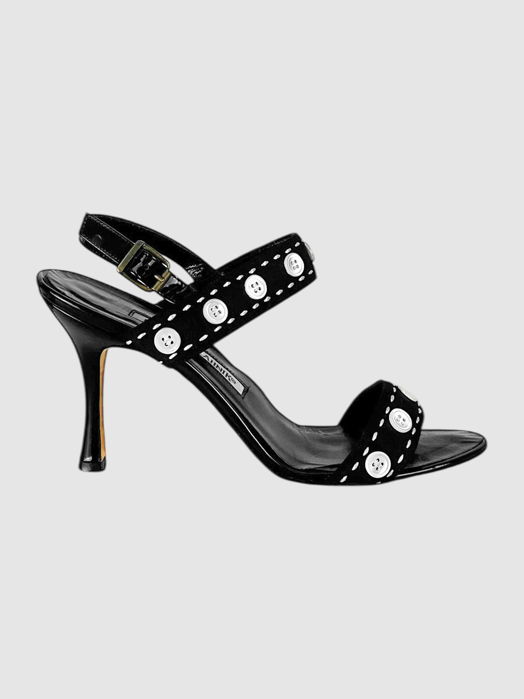 Button Detail Slingback Pumps