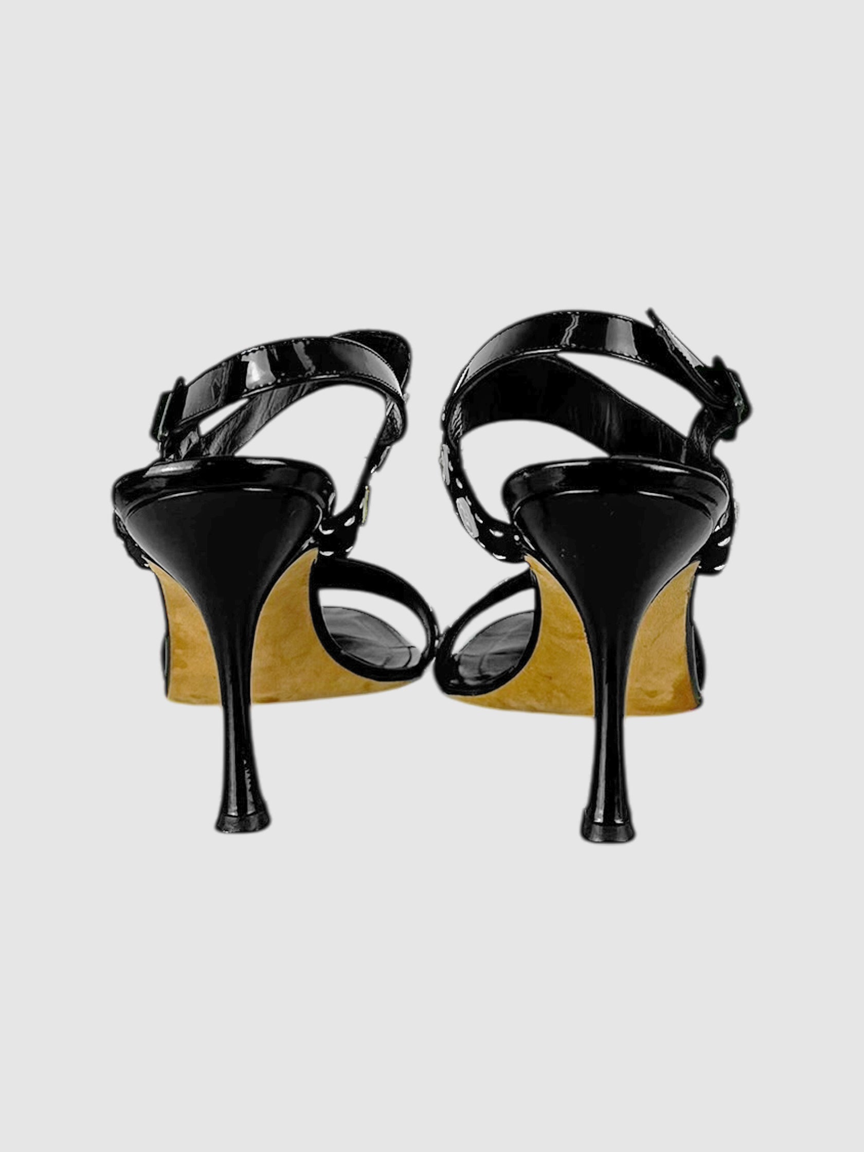 Button Detail Slingback Pumps