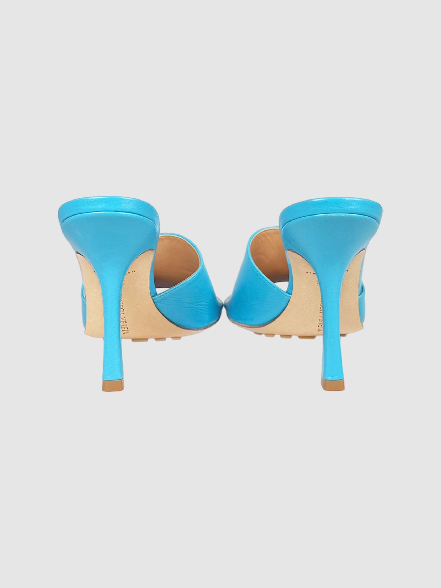 Lambskin Stretch Pumps