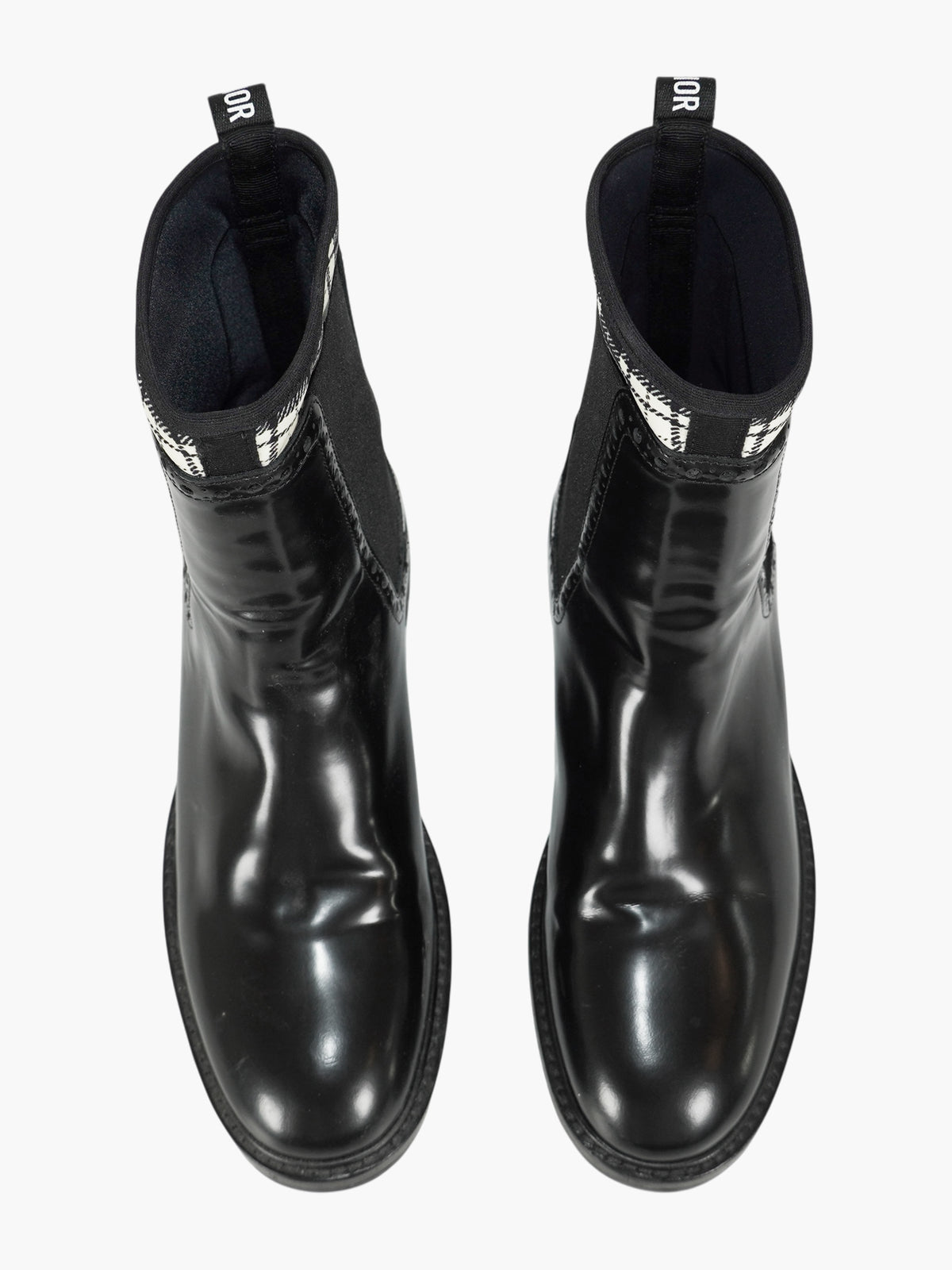 D Order Boots