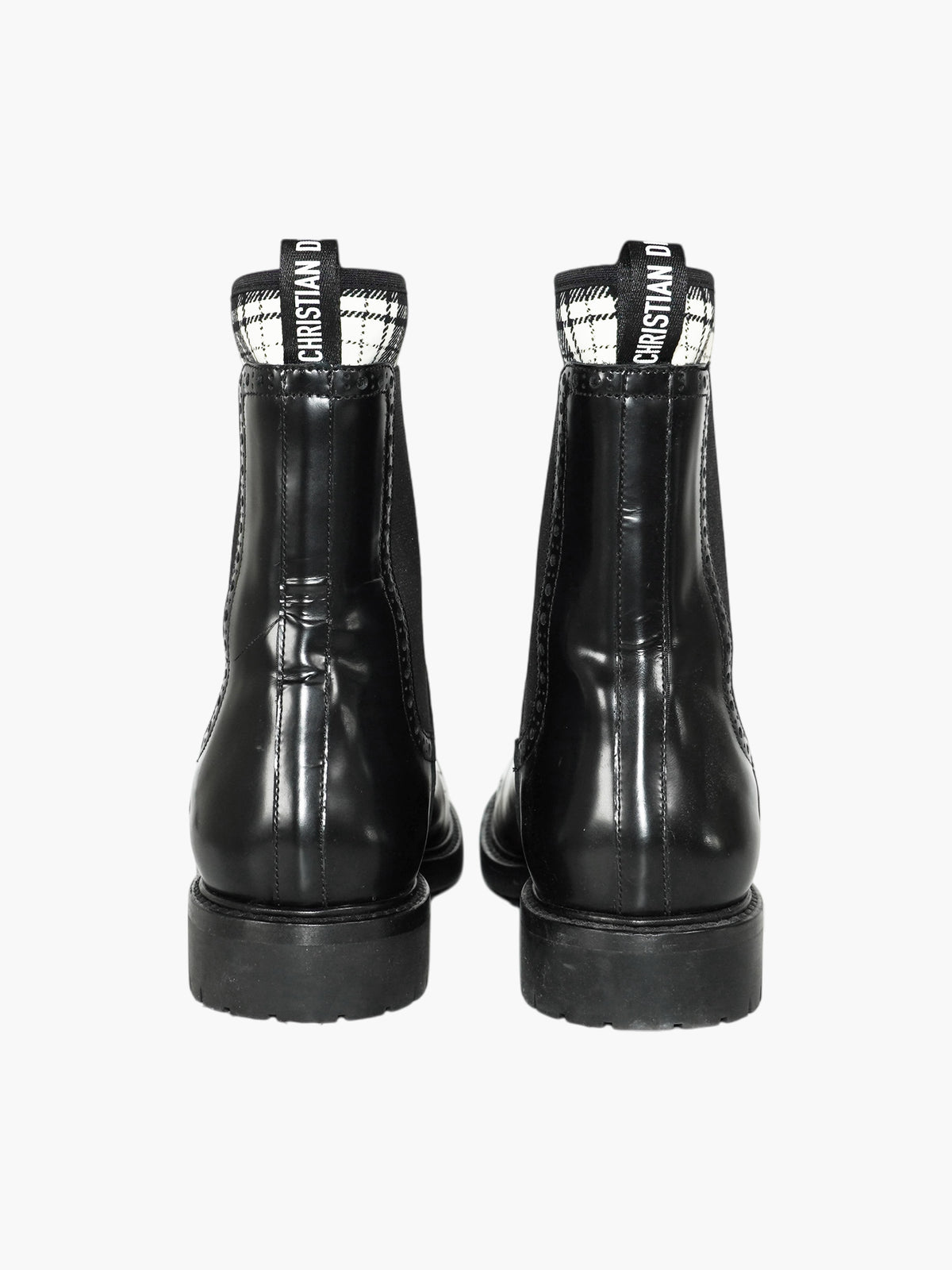 D Order Boots