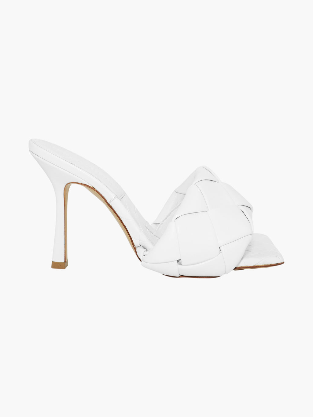 Intrecciato Lido Pumps