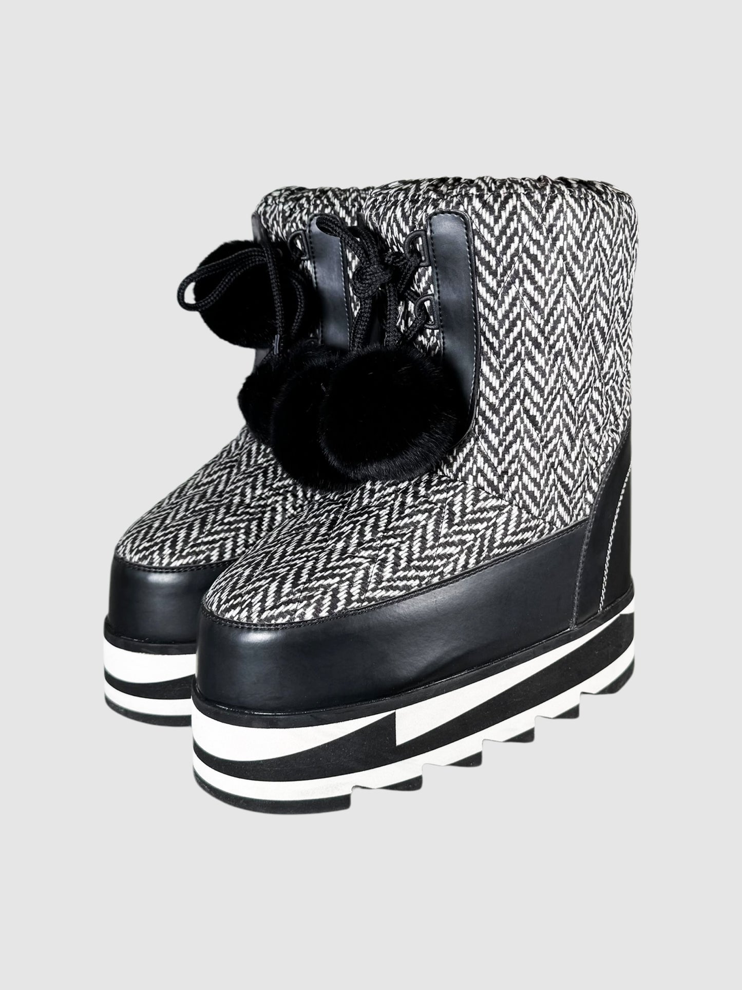 Herringbone Platform Moon Boots - Size 38