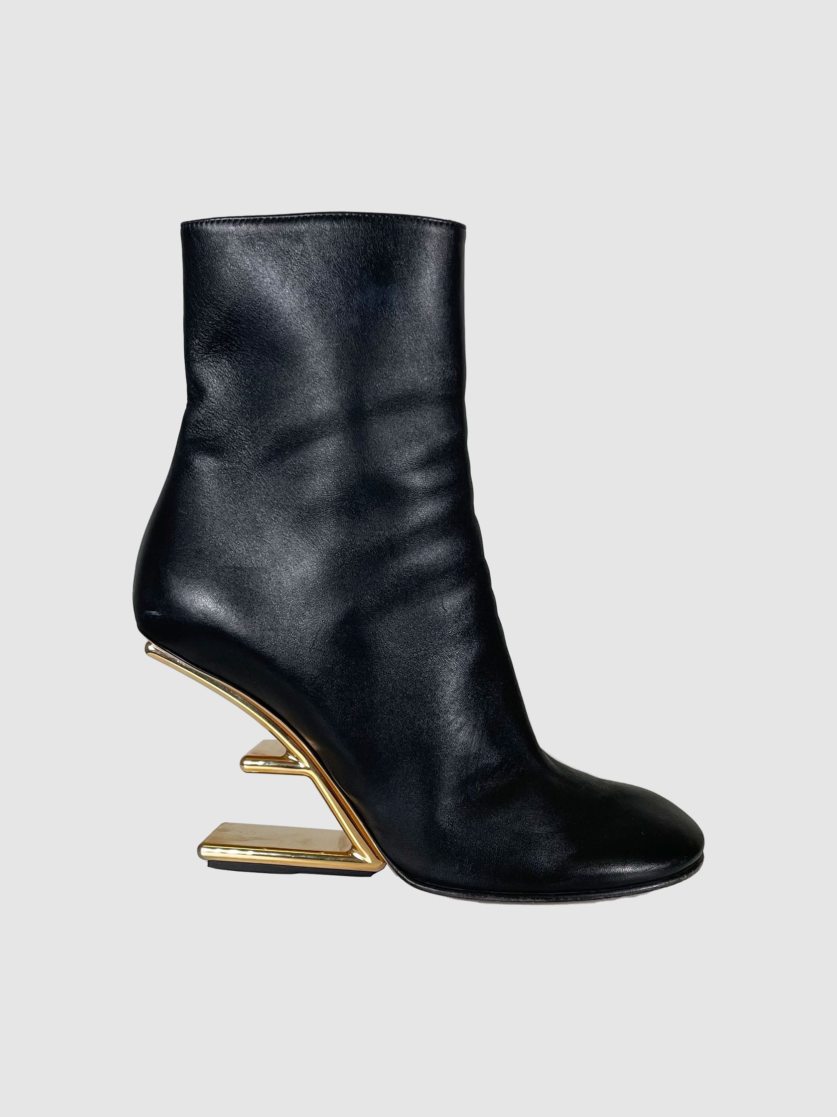 Fendi First Boots - Size 38