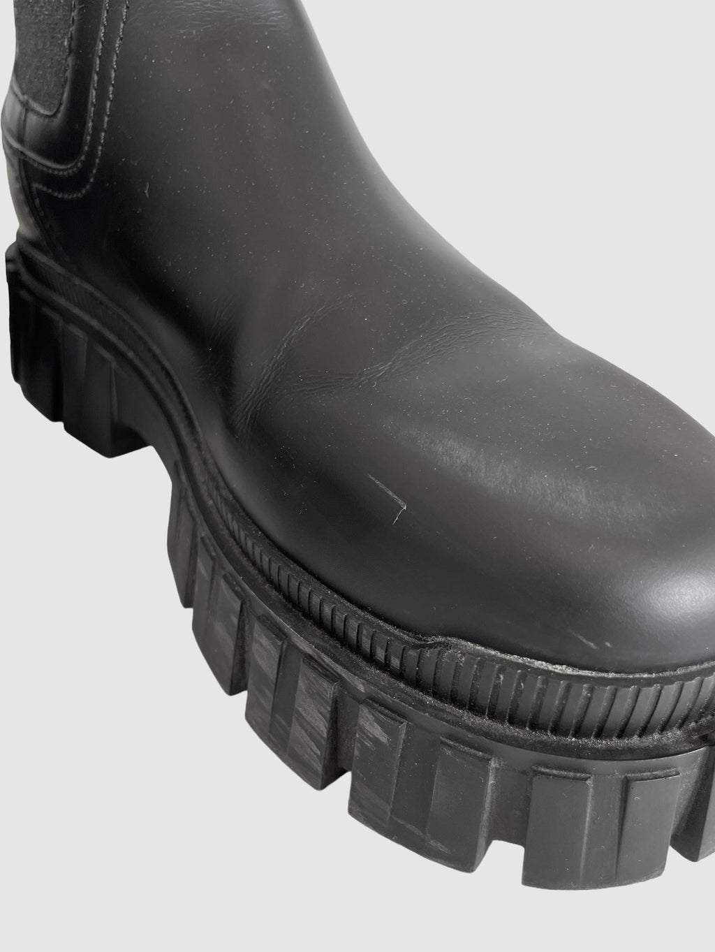 Fendi Leather Ankle Boots - Size 37