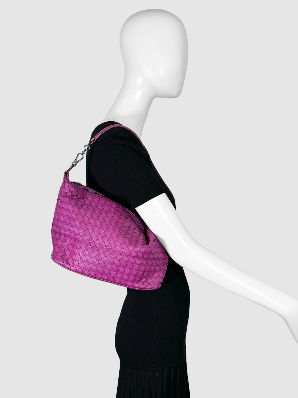 Bottega Veneta Intrecciato Medium Olimpia Bag in Purple Consignment Secondhand Designer Luxury Resale Toronto Trendy