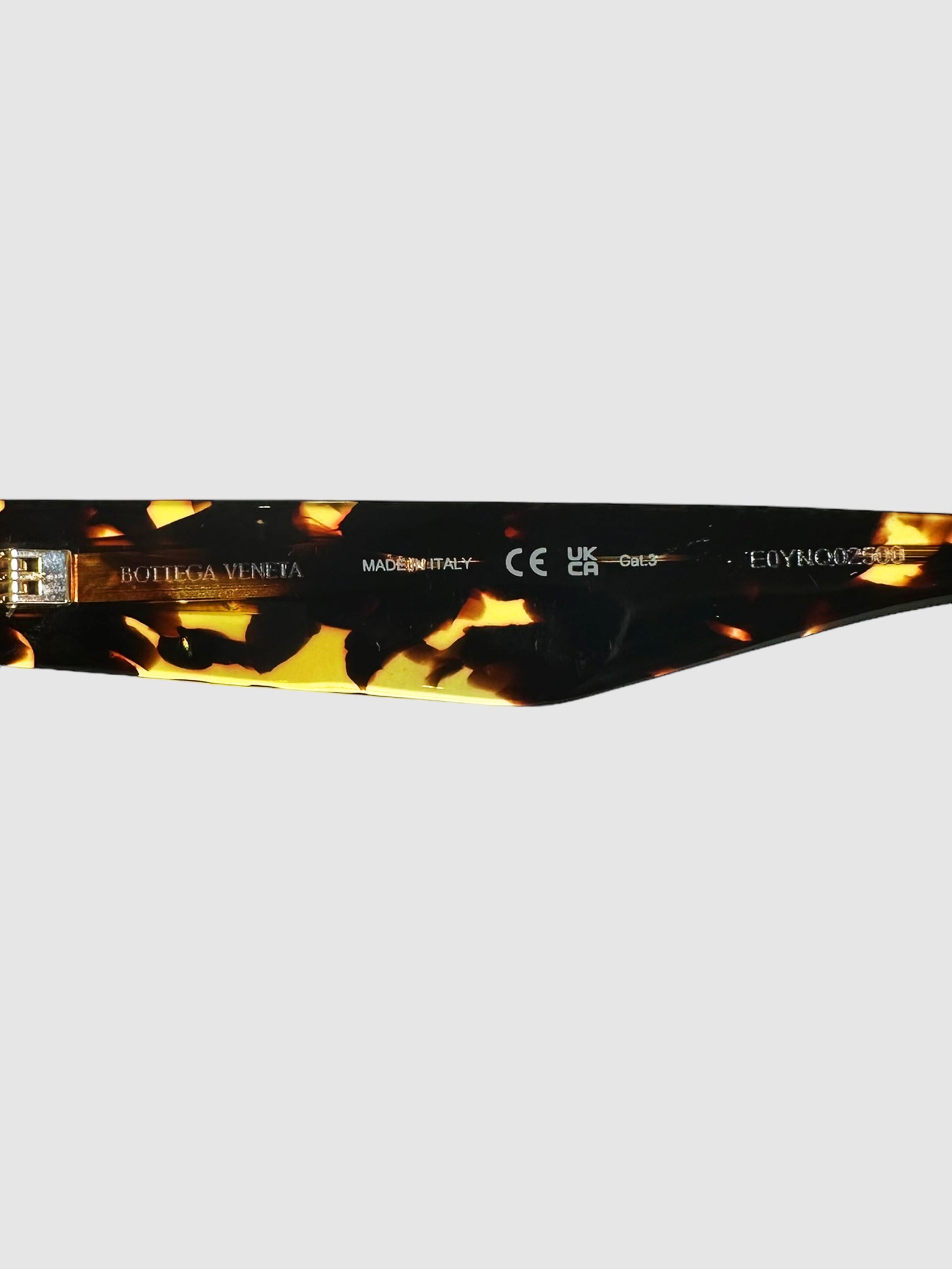 Raised Logo Cat Eye Sunglasses