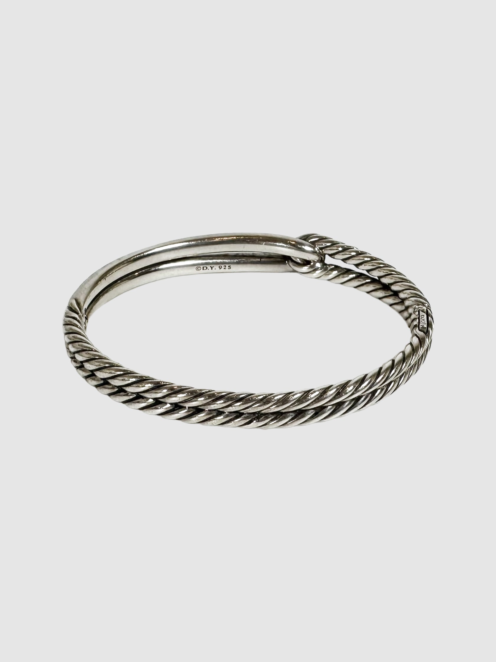 Labyrinth Single-Loop Bracelet