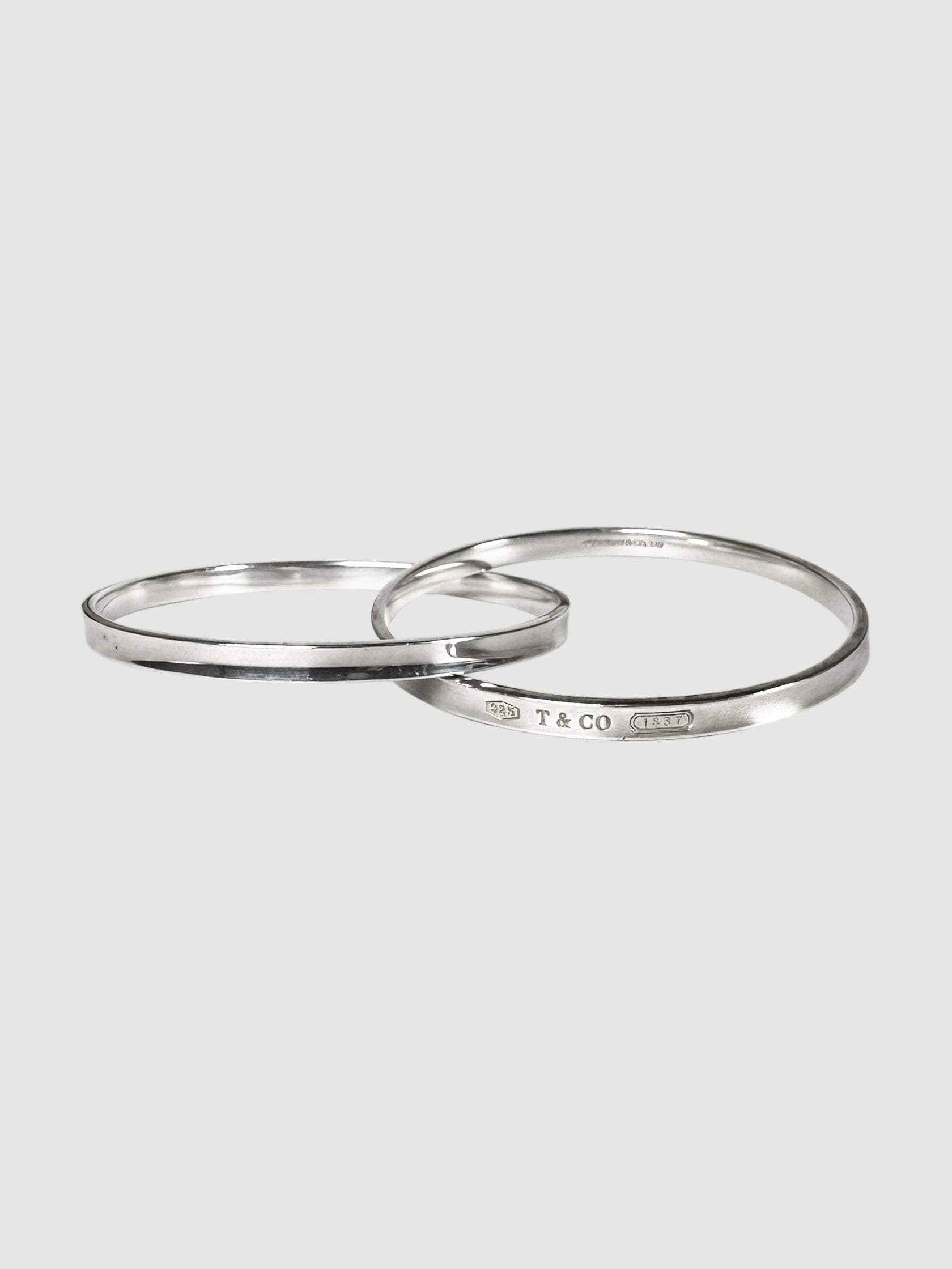 Interlocking Circles Bangle