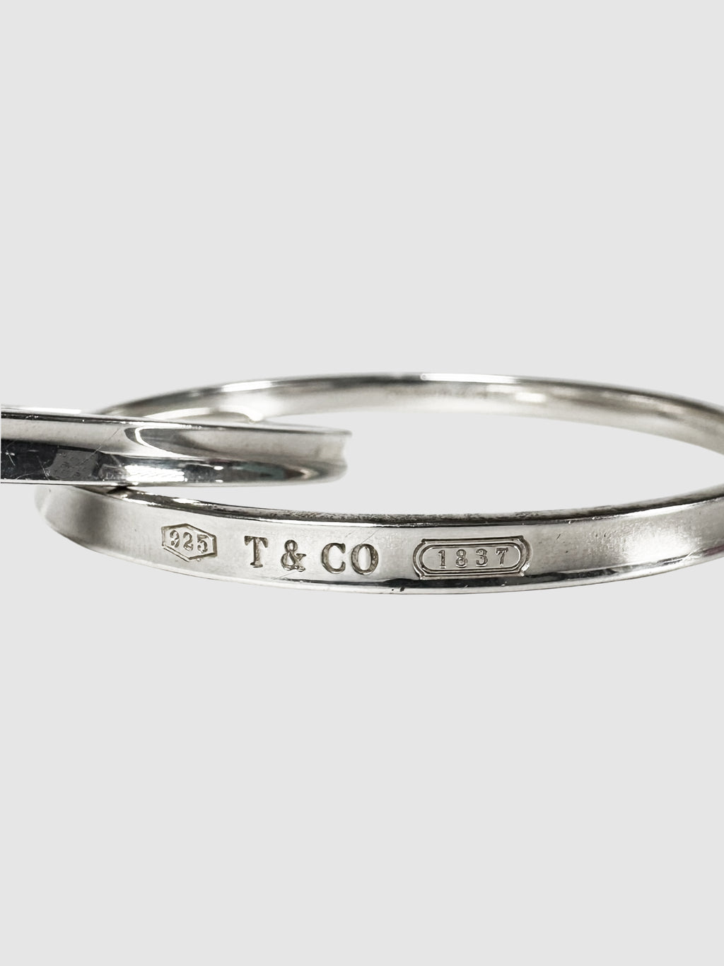 Interlocking Circles Bangle