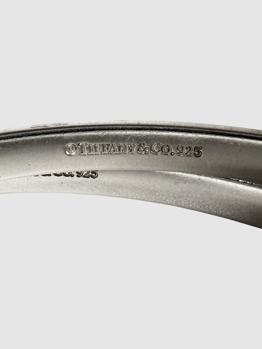 Interlocking Circles Bangle