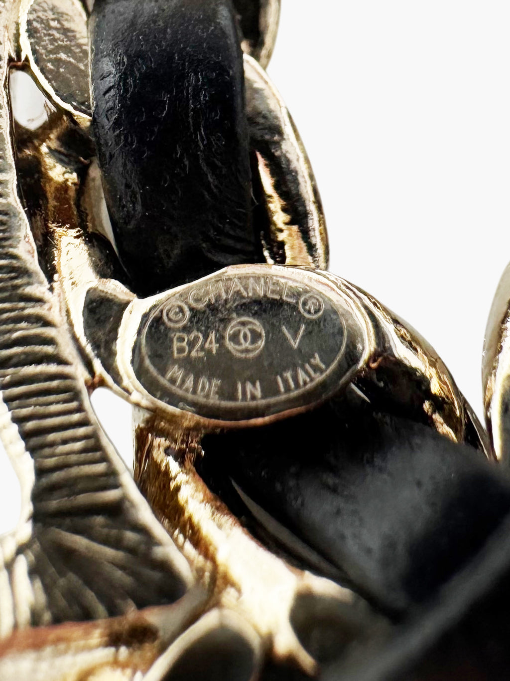 2024 Chain CC Brooch