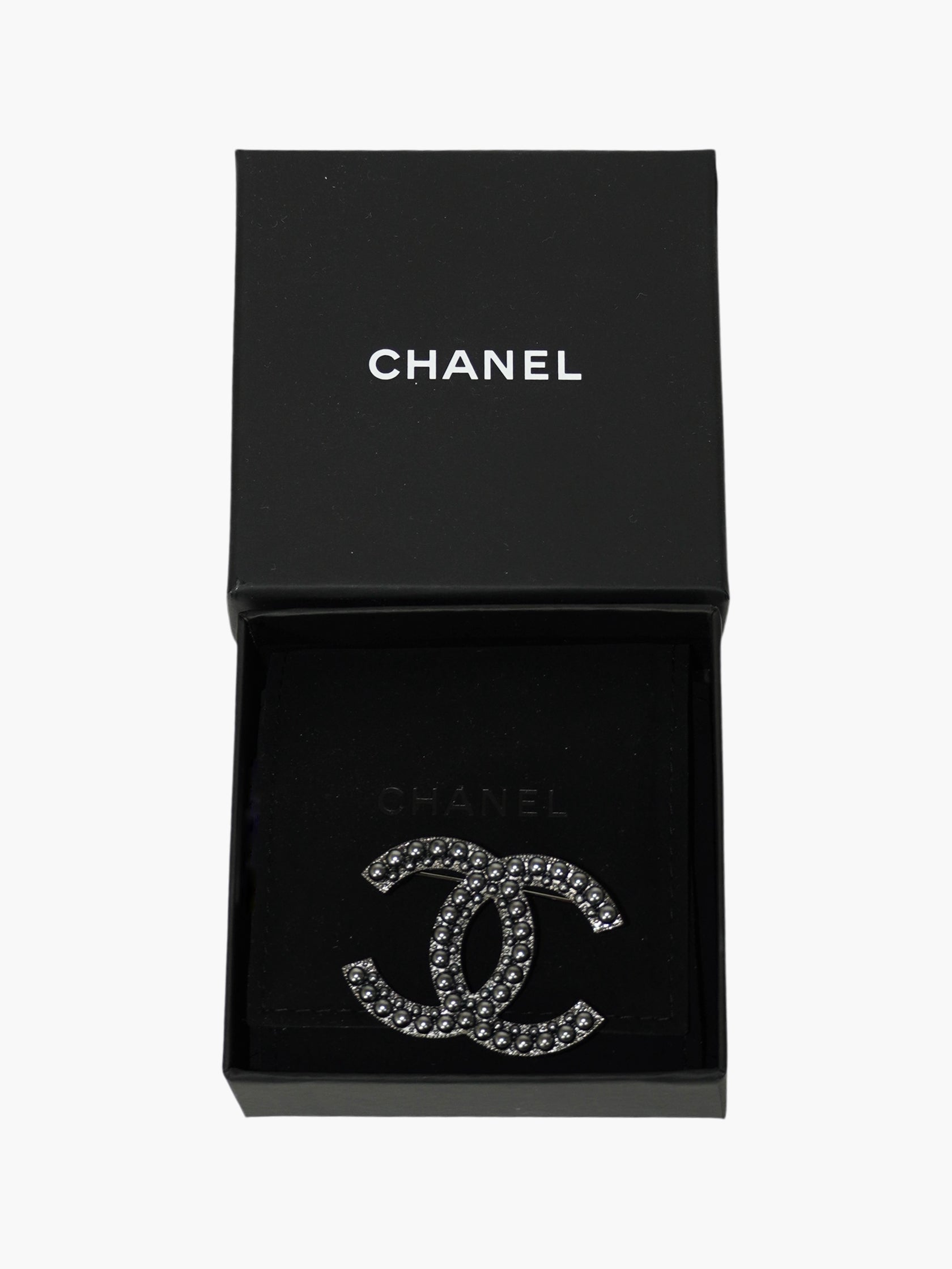 2017 Pearl CC Brooch