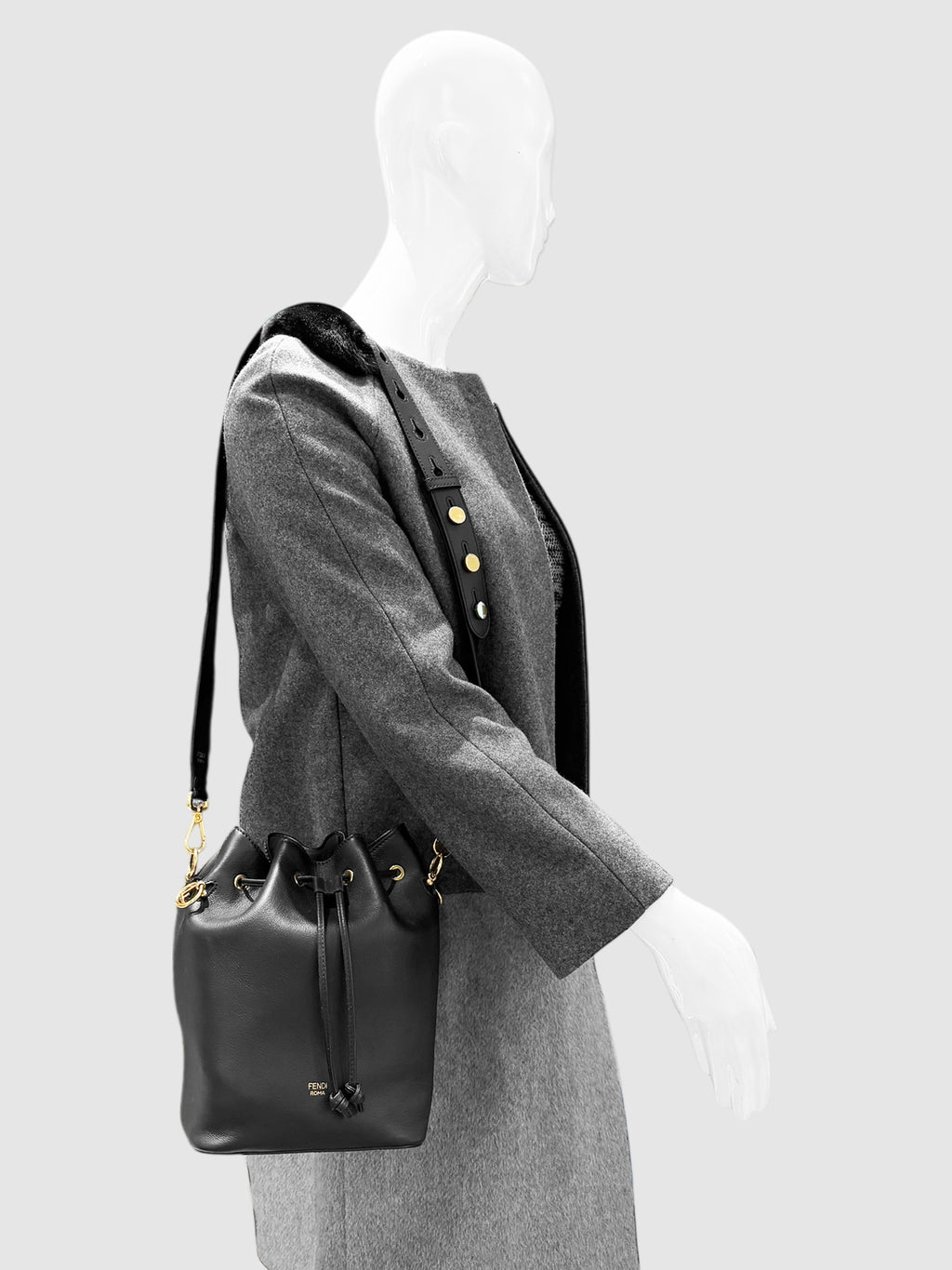 Mon Tresor Bucket Bag