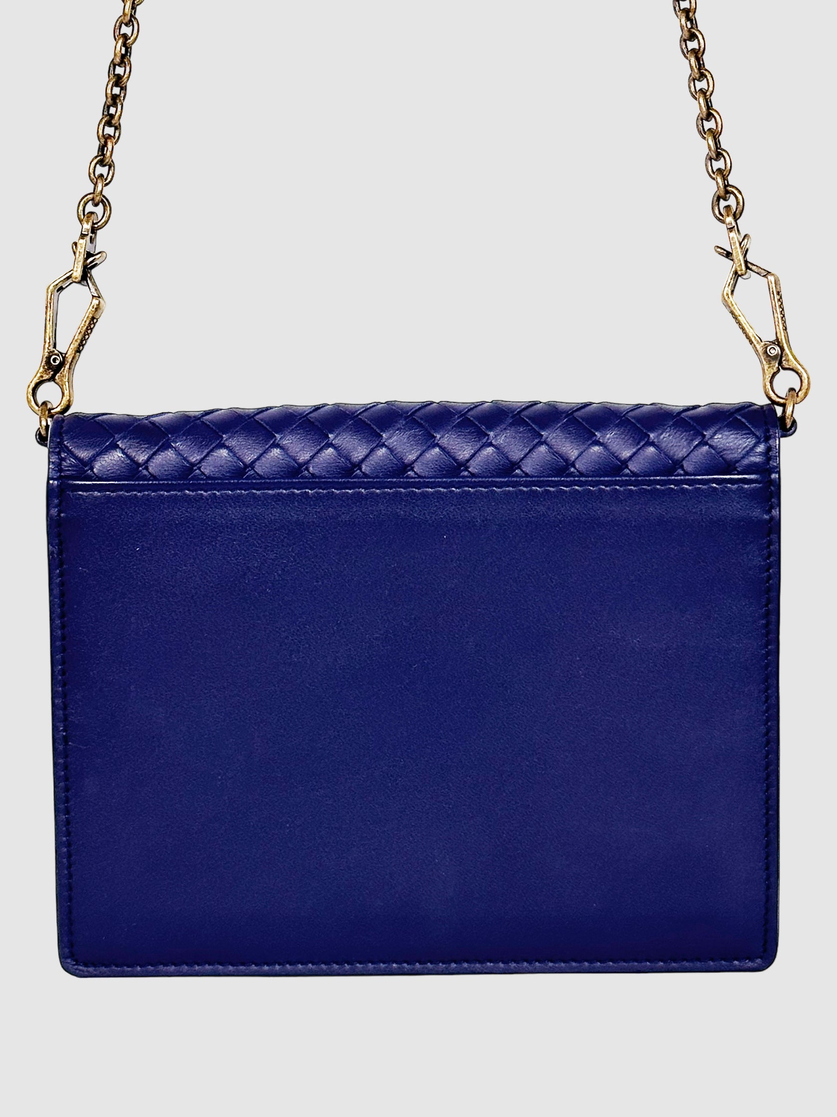 Bottega Veneta Intrecciato Wallet on Chain