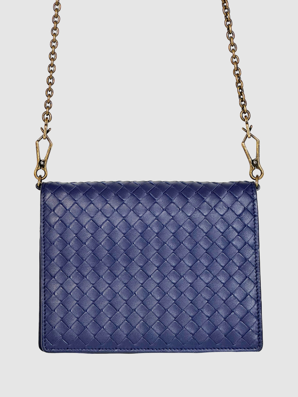 Bottega Veneta Intrecciato Wallet on Chain
