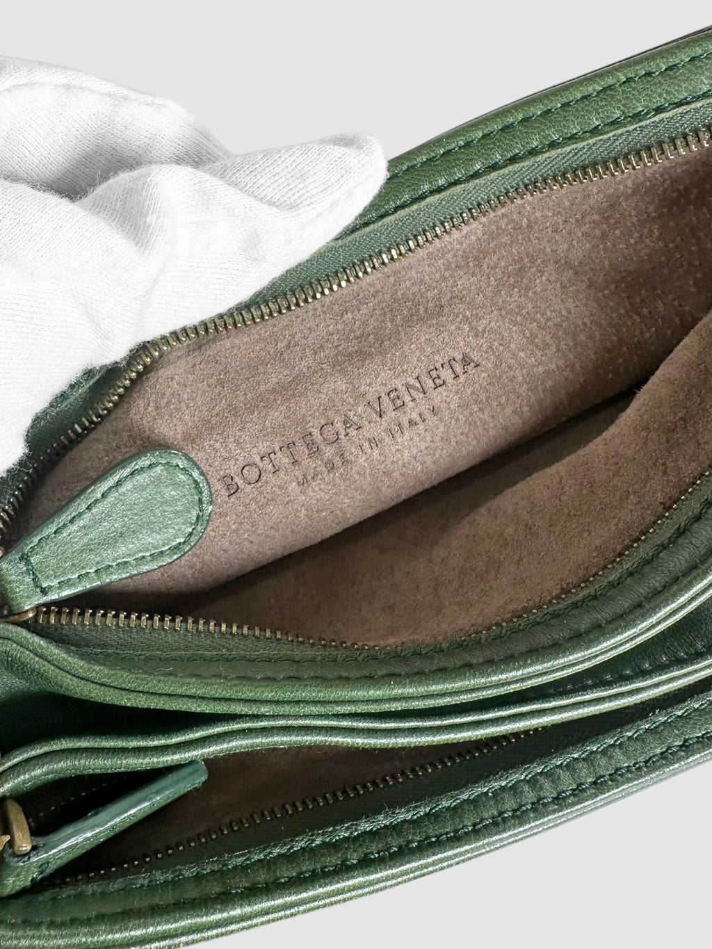 Intrecciato Leather Folded Bag