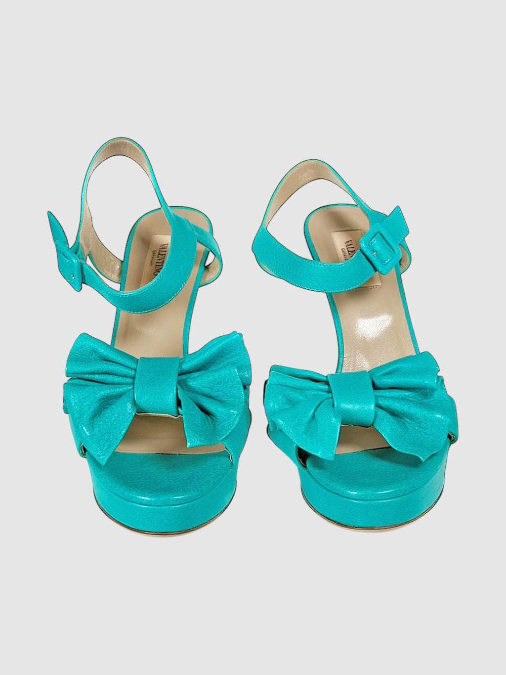 Open-Toe Bow Pumps