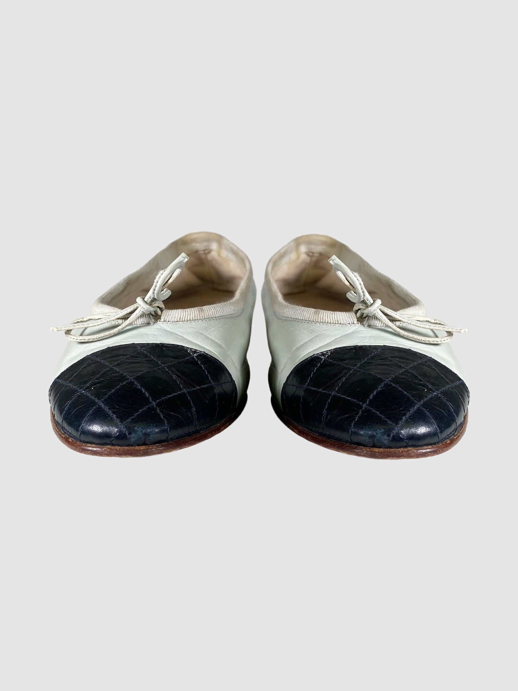 Interlocking CC Leather Ballerina Flats - Size 35.5