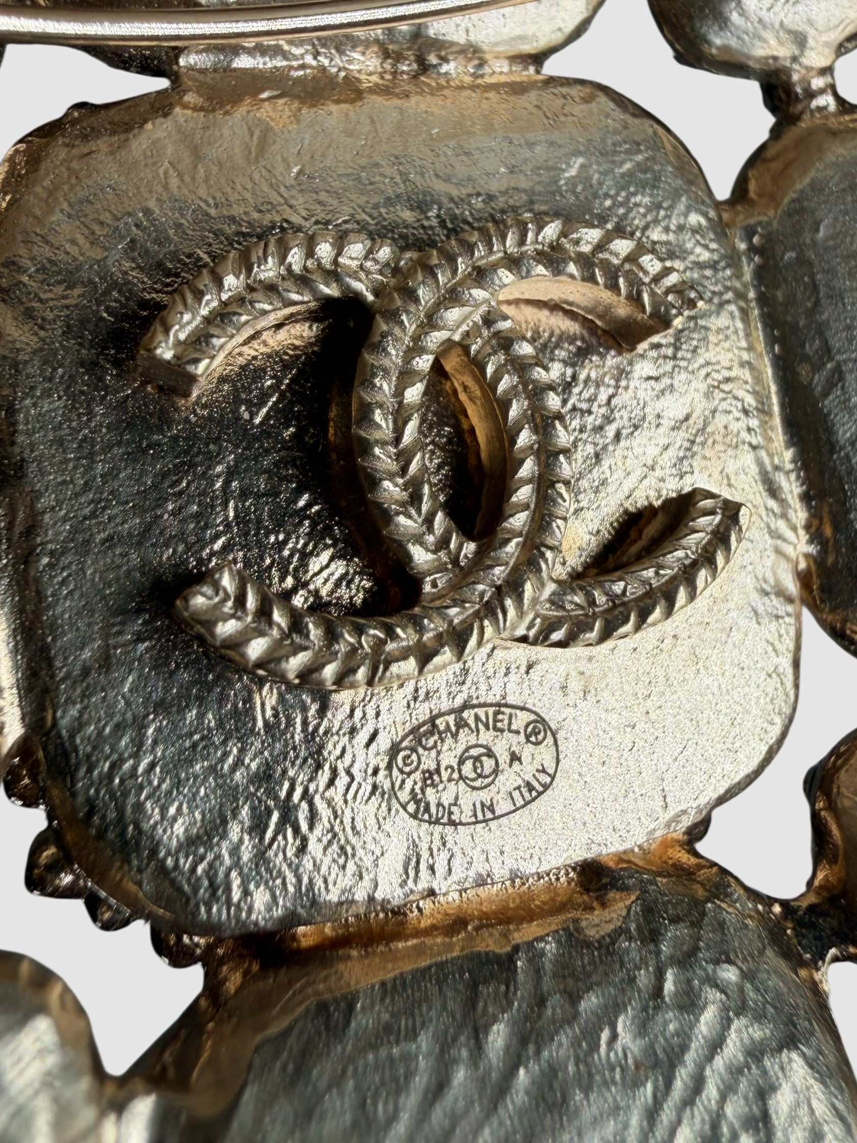 2012 Resin Gripoix Brooch