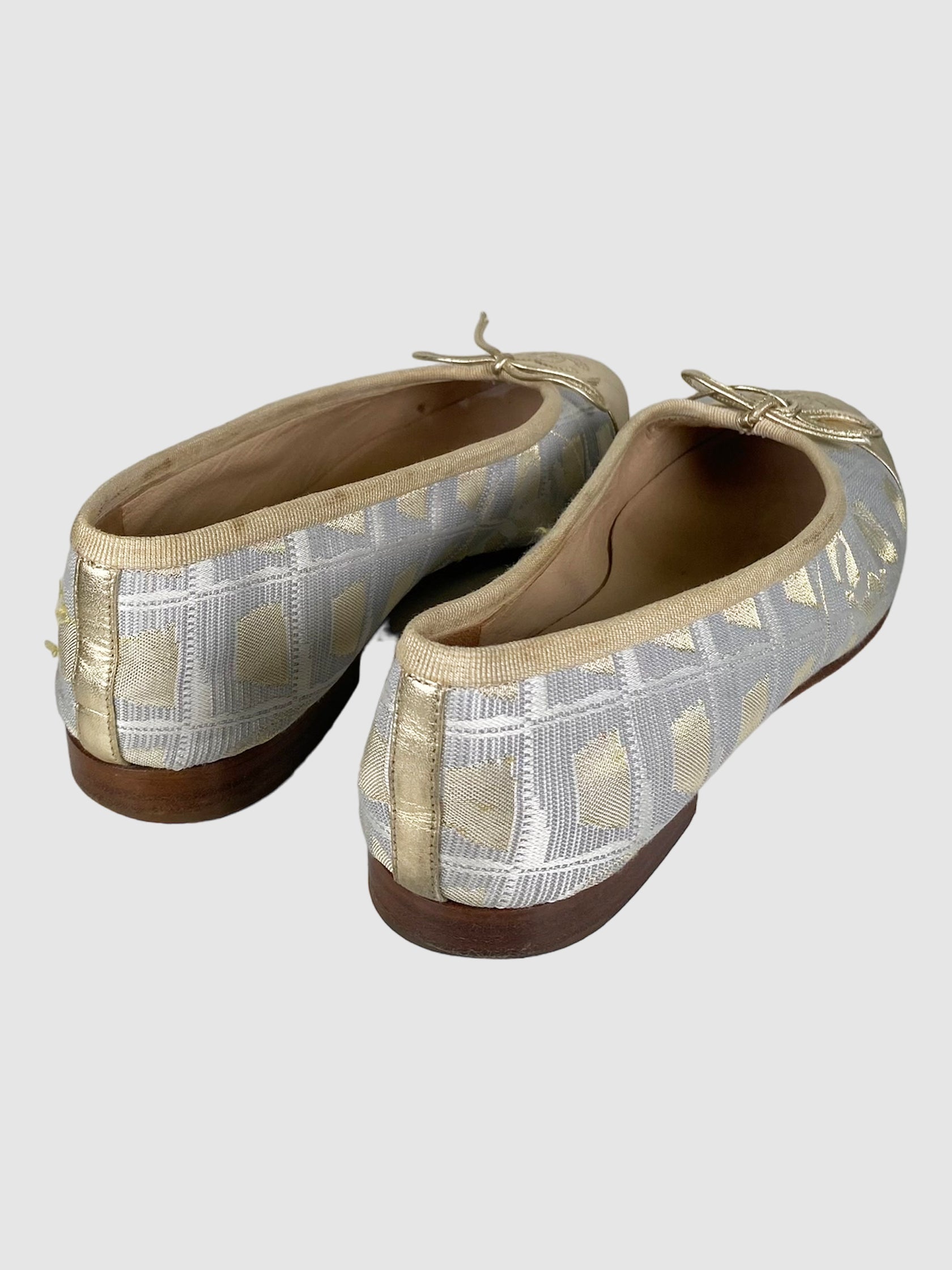 Interlocking CC Ballerina Flats - Size 37.5