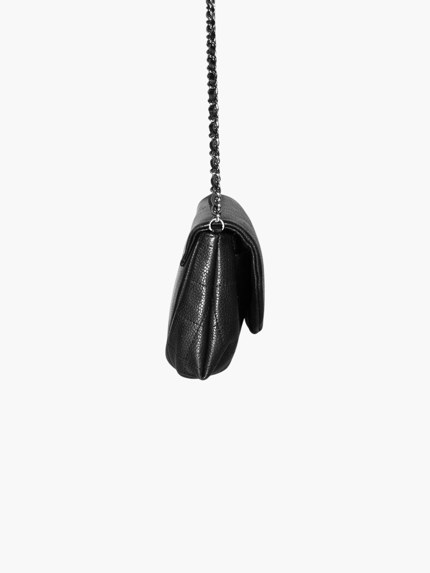 Half Moon Wallet on Chain