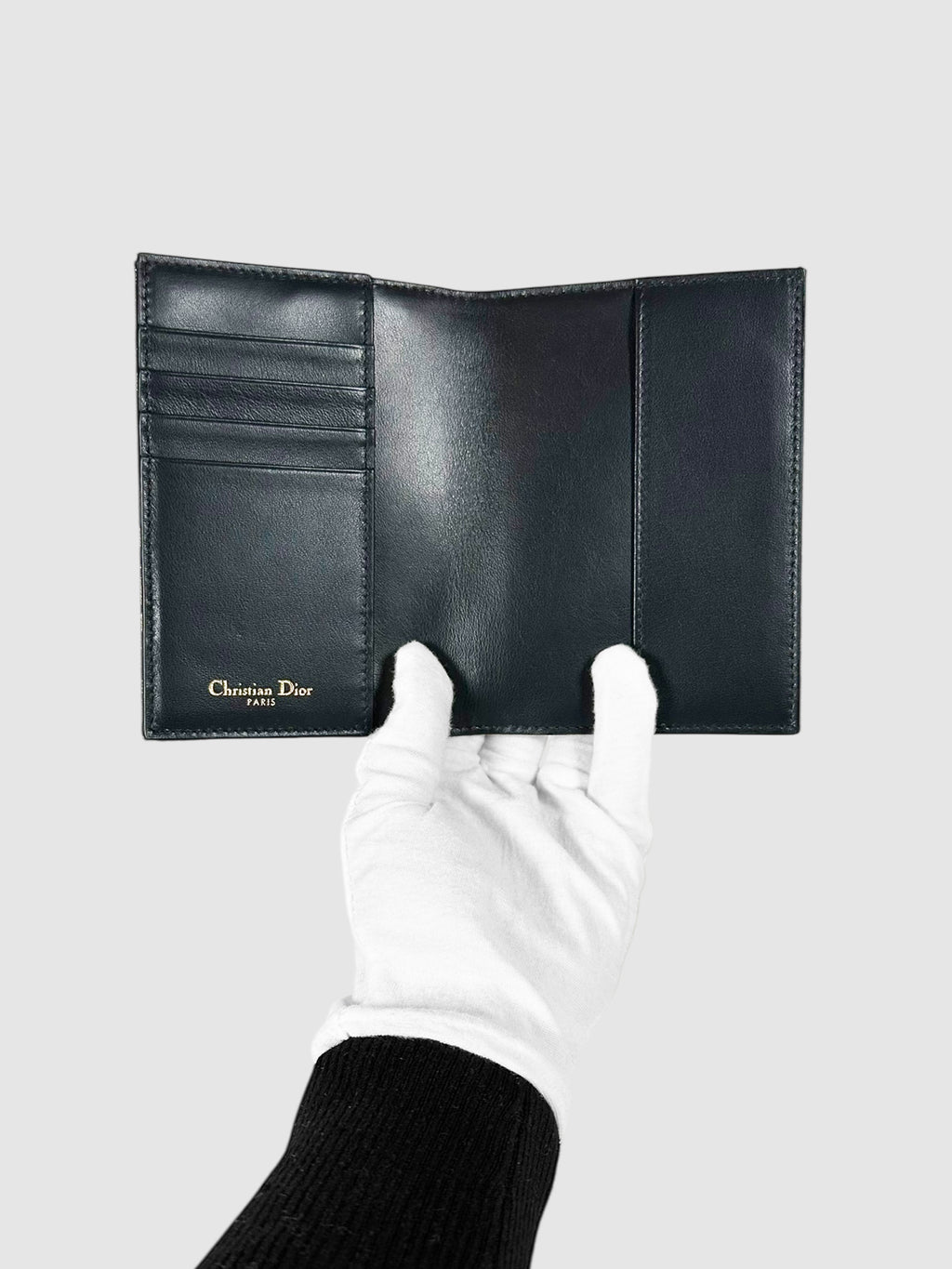 Oblique Passport Cover