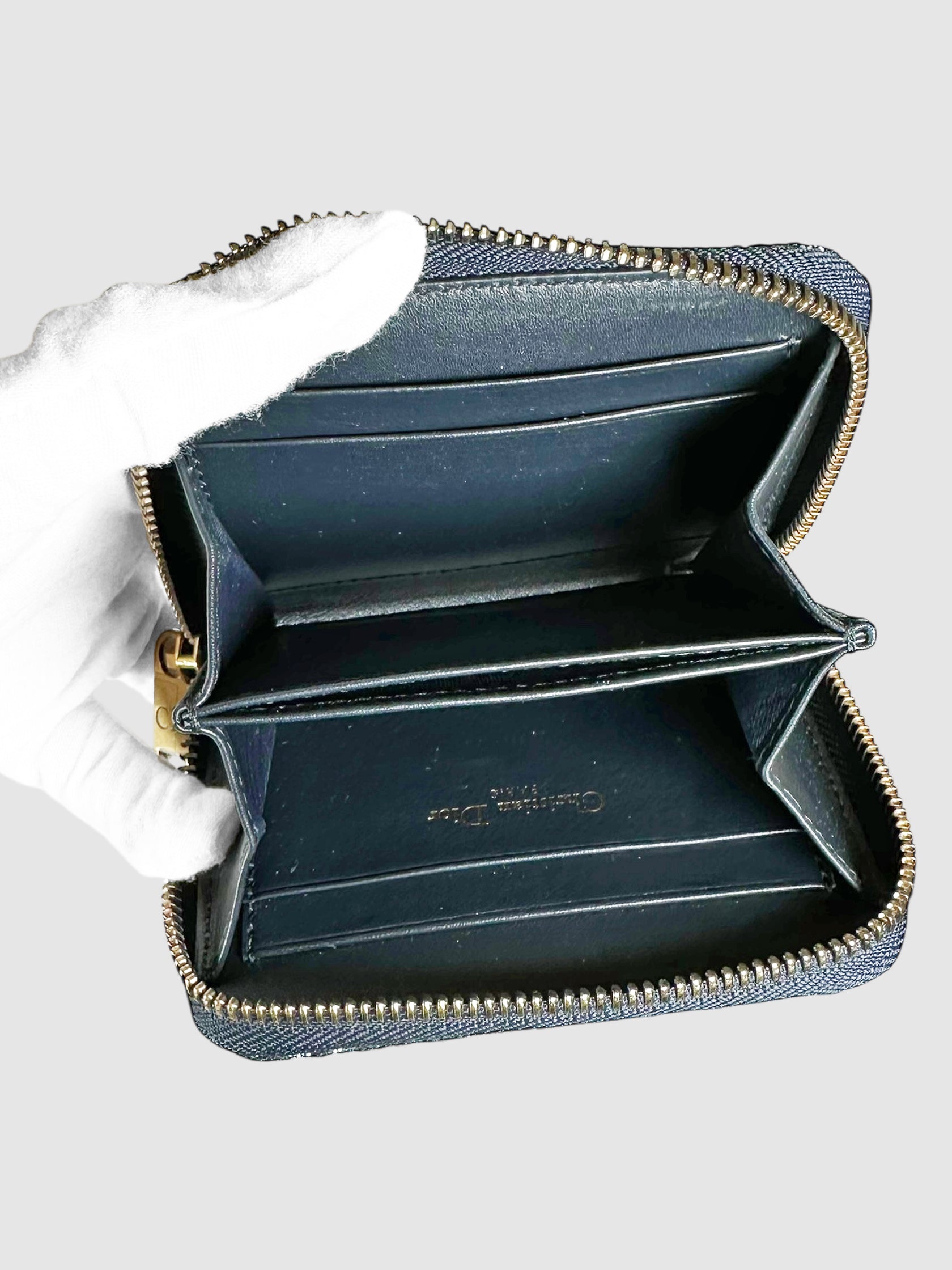 Oblique Compact Wallet