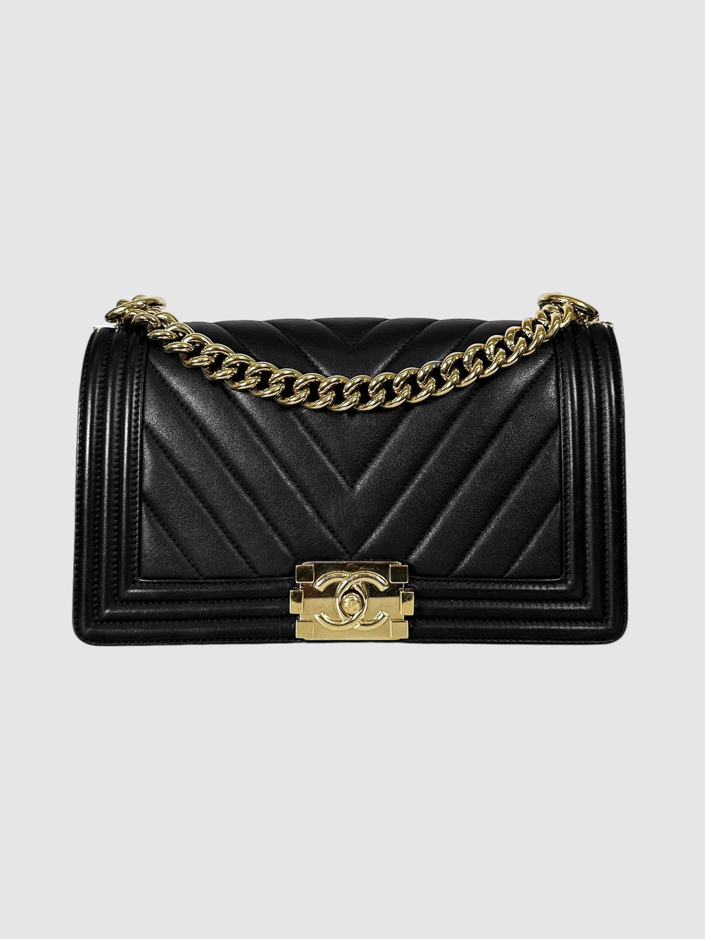 Chanel 2016-2017 Black Quilted Leather Medium Chevron Boy Bag Luxury Designer Resale Toronto Consignment Secondhand VSP Vespucci Oliver's 