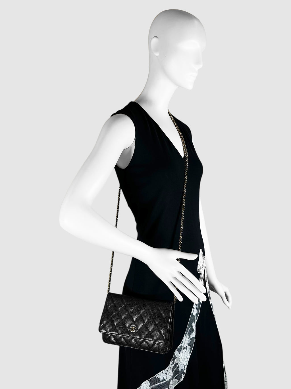 Quilted Classic Wallet on Chain