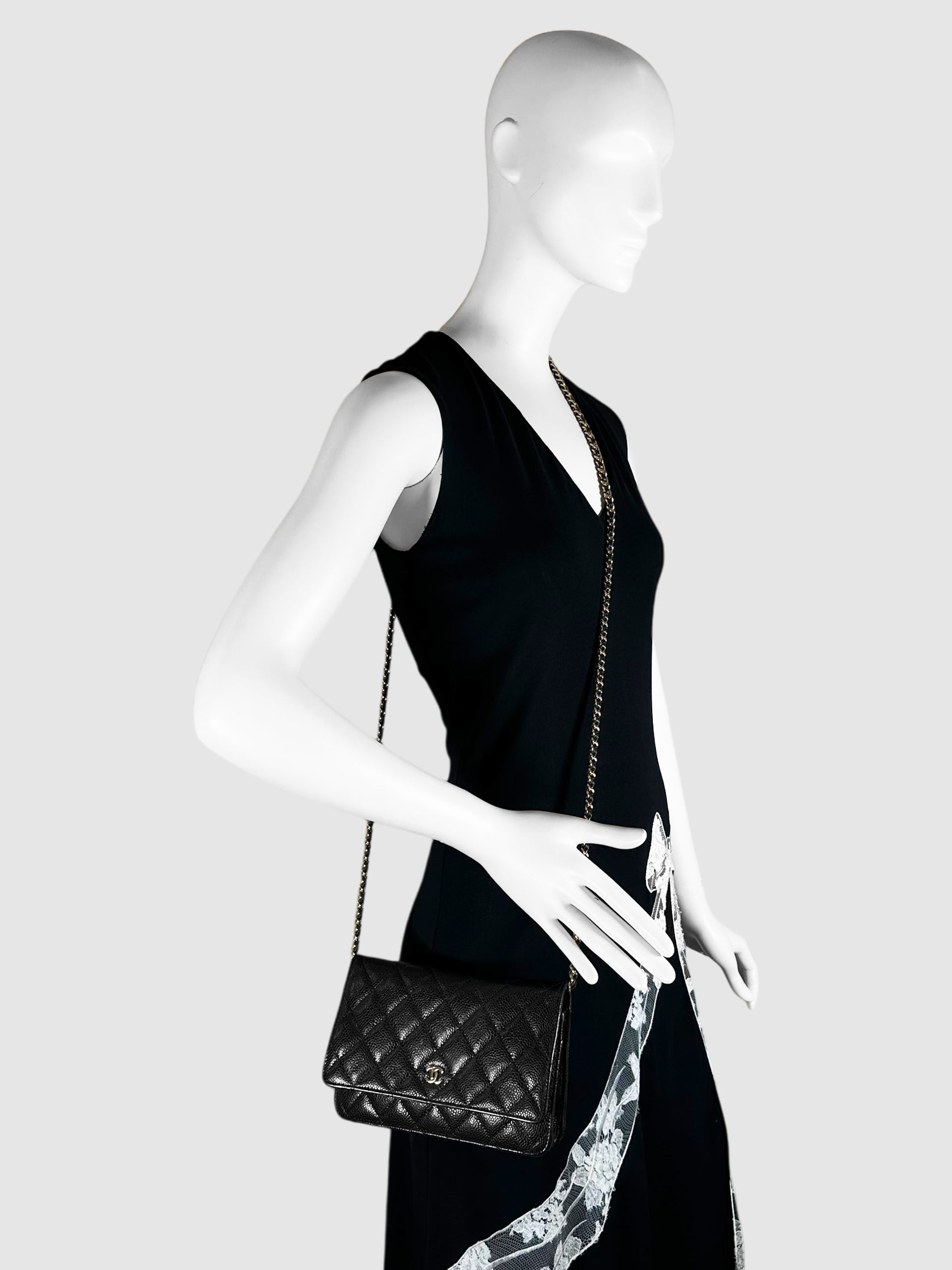 Quilted Classic Wallet on Chain